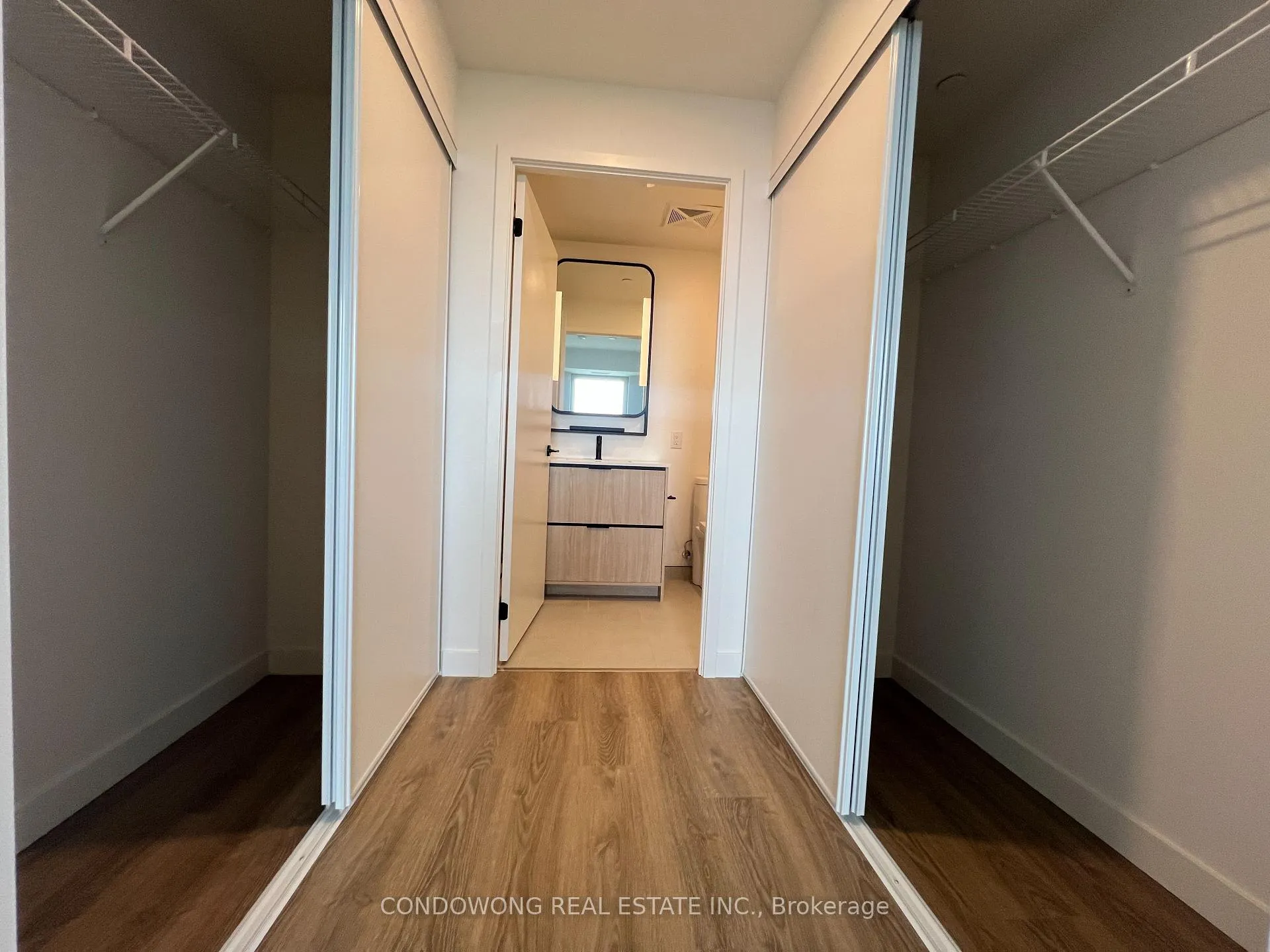 Photo 8 of Unit 609, 1050 Eastern Avenue, Toronto, The Beaches — HOMEH