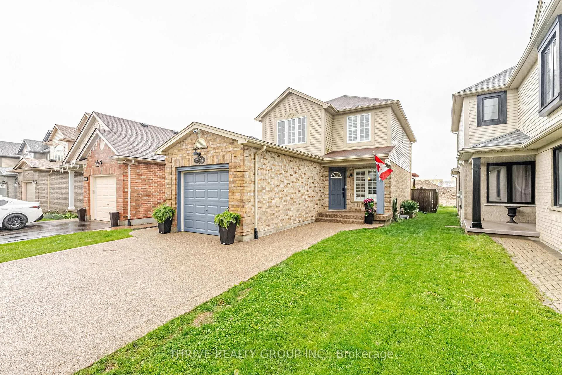 Photo 3 of 2374 Meadowgate Boulevard, London, South U — HOMEH