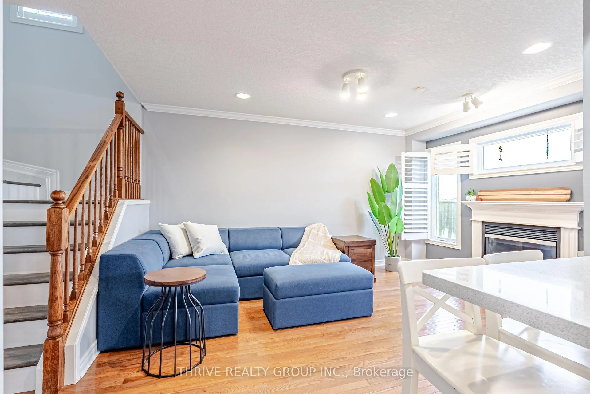 Photo 9 of 2374 Meadowgate Boulevard, London, South U — HOMEH