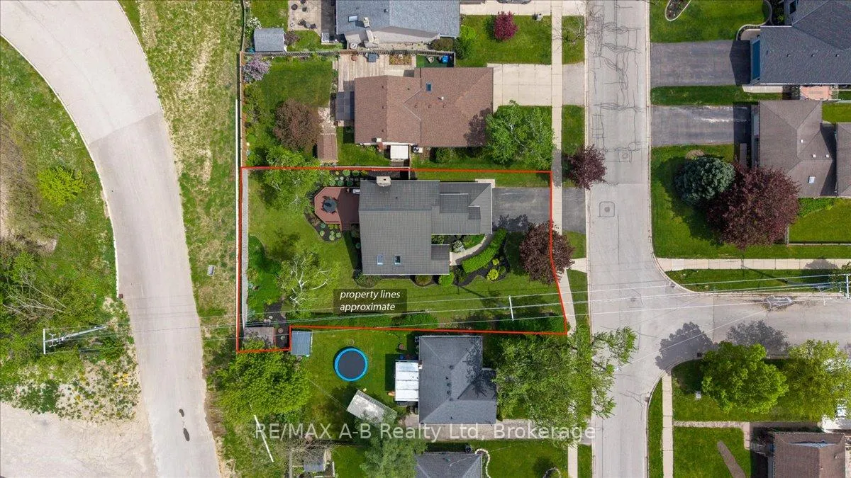 Photo 47 of 90 Waddell Street, Stratford — HOMEH