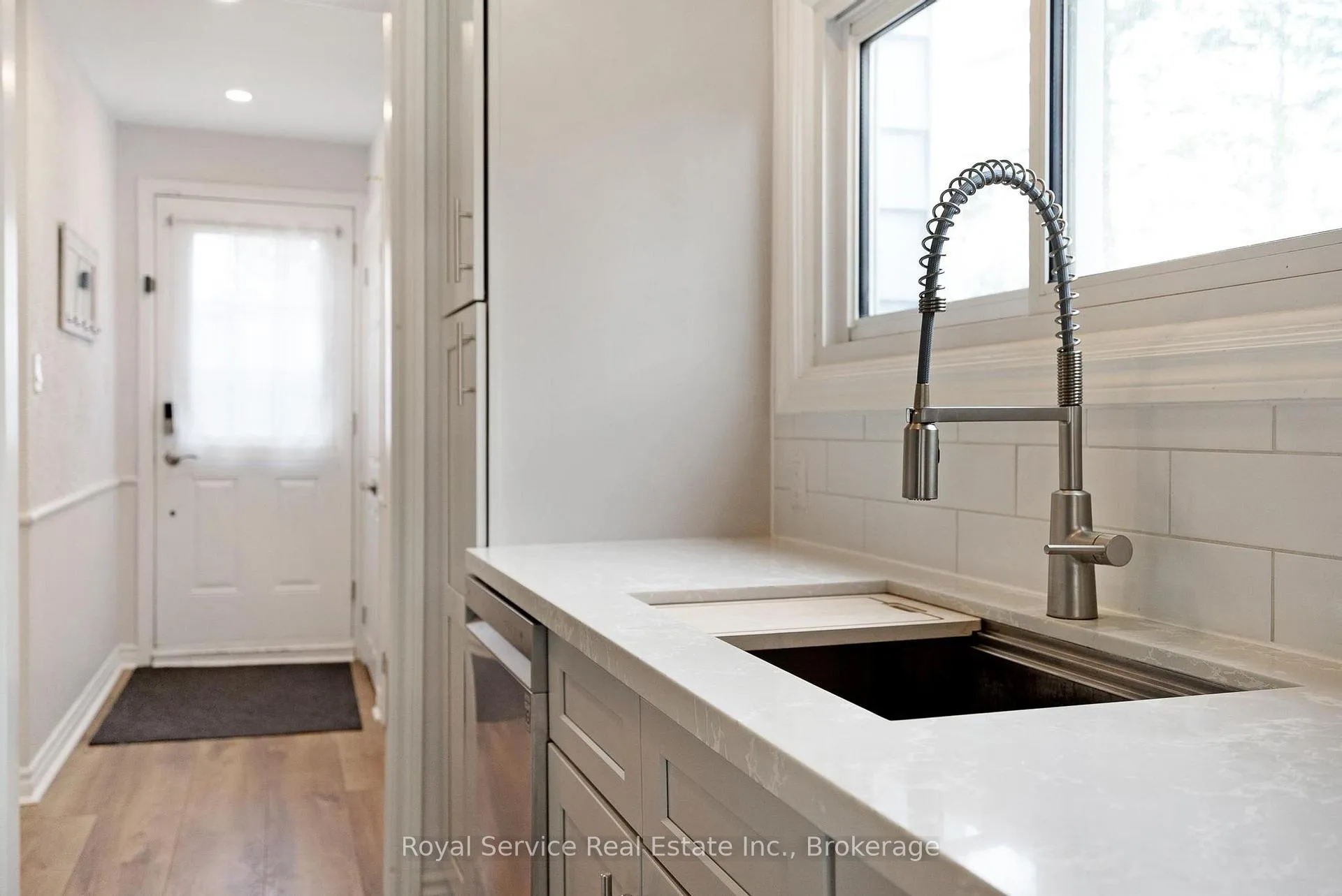 Photo 9 of 136 Onderdonk Lane, Prince Edward County, Ameliasburg Ward — HOMEH