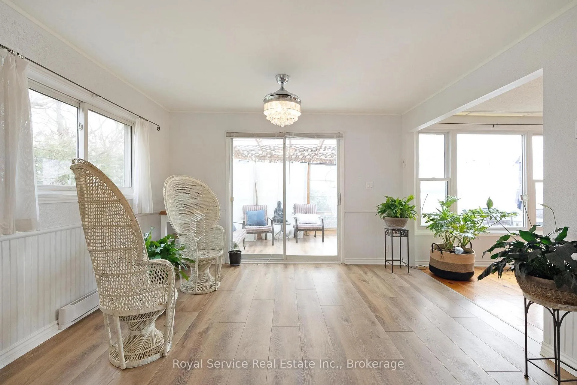 Photo 10 of 136 Onderdonk Lane, Prince Edward County, Ameliasburg Ward — HOMEH