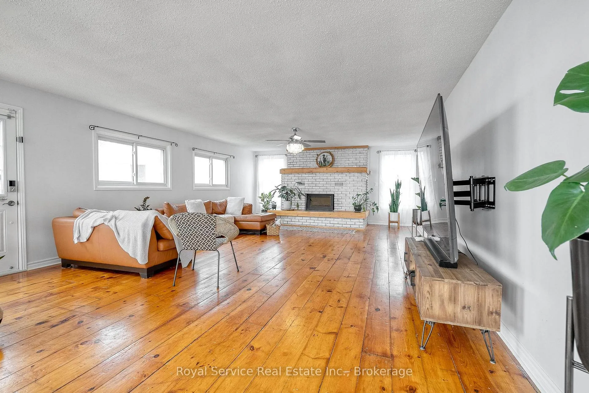 Photo 15 of 136 Onderdonk Lane, Prince Edward County, Ameliasburg Ward — HOMEH