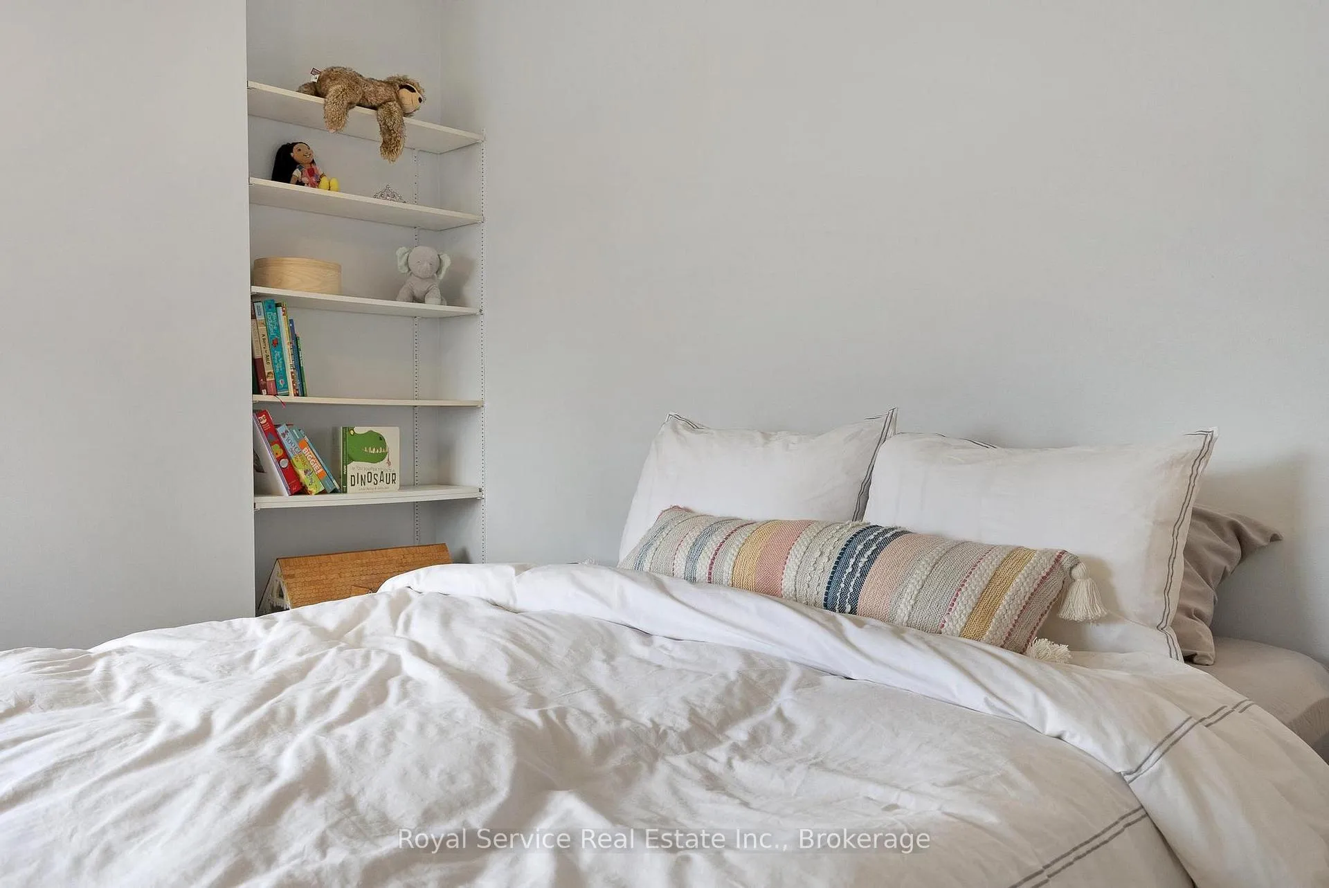 Photo 24 of 136 Onderdonk Lane, Prince Edward County, Ameliasburg Ward — HOMEH