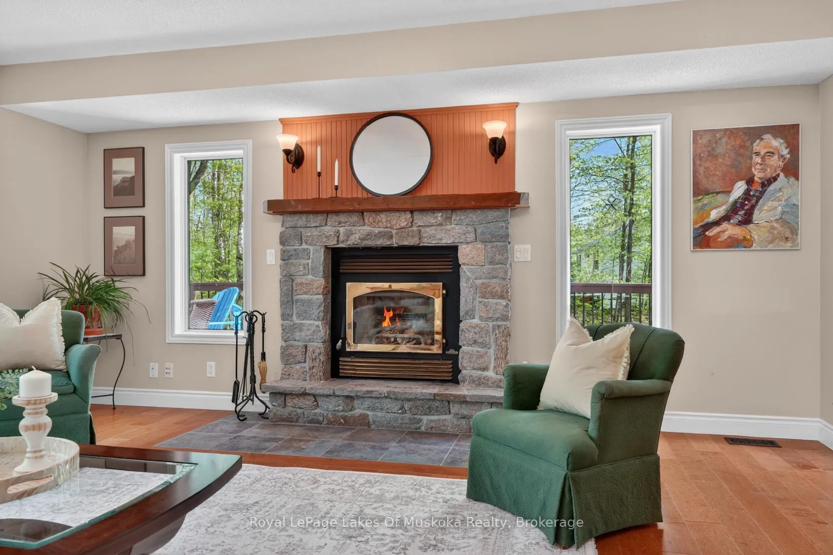Photo 8 of 19 The Granite Bluff, Bracebridge, Macaulay — HOMEH