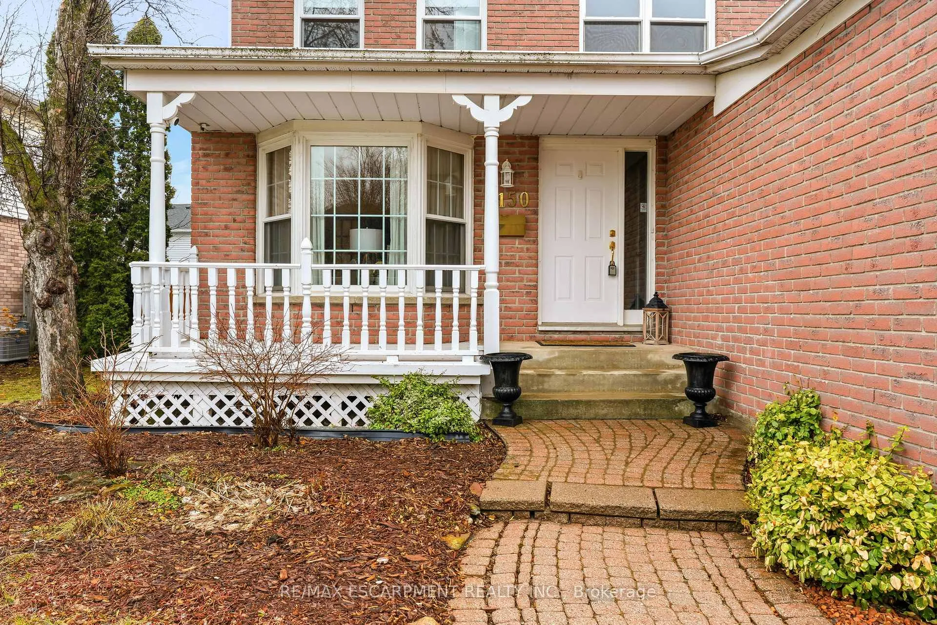 Photo 3 of 4150 Millcroft Park Drive, Burlington, Rose — HOMEH