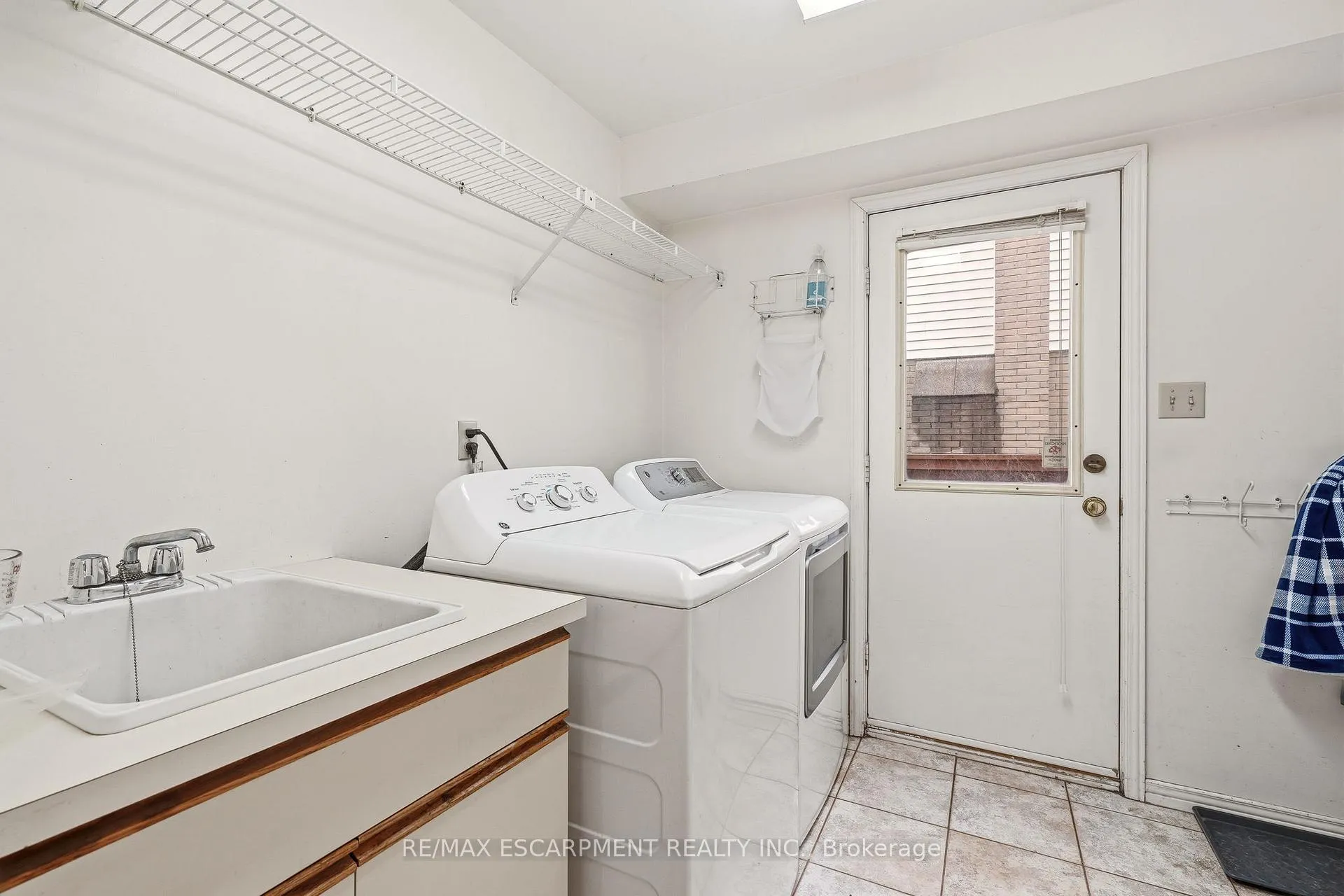 Photo 24 of 4150 Millcroft Park Drive, Burlington, Rose — HOMEH
