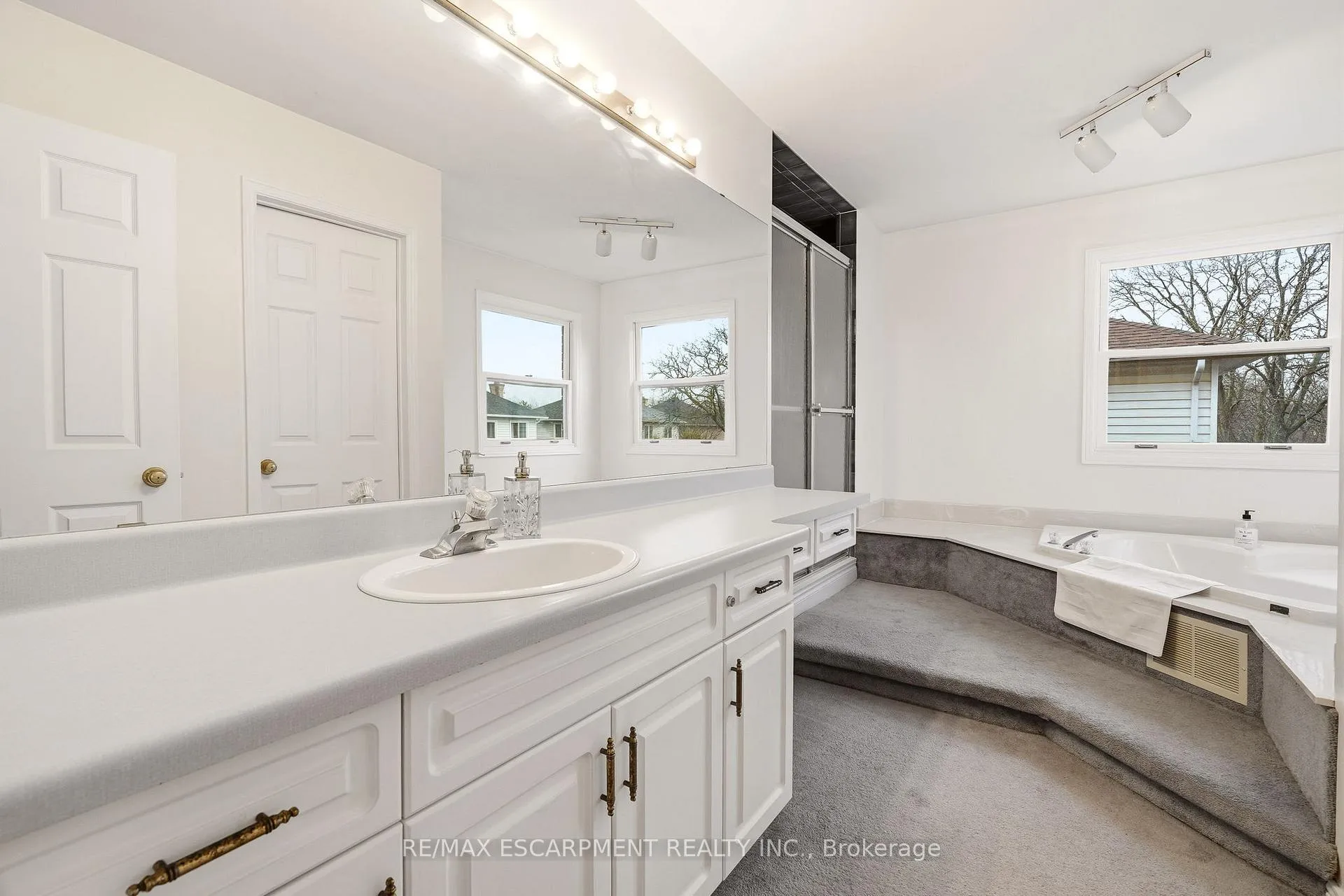 Photo 28 of 4150 Millcroft Park Drive, Burlington, Rose — HOMEH