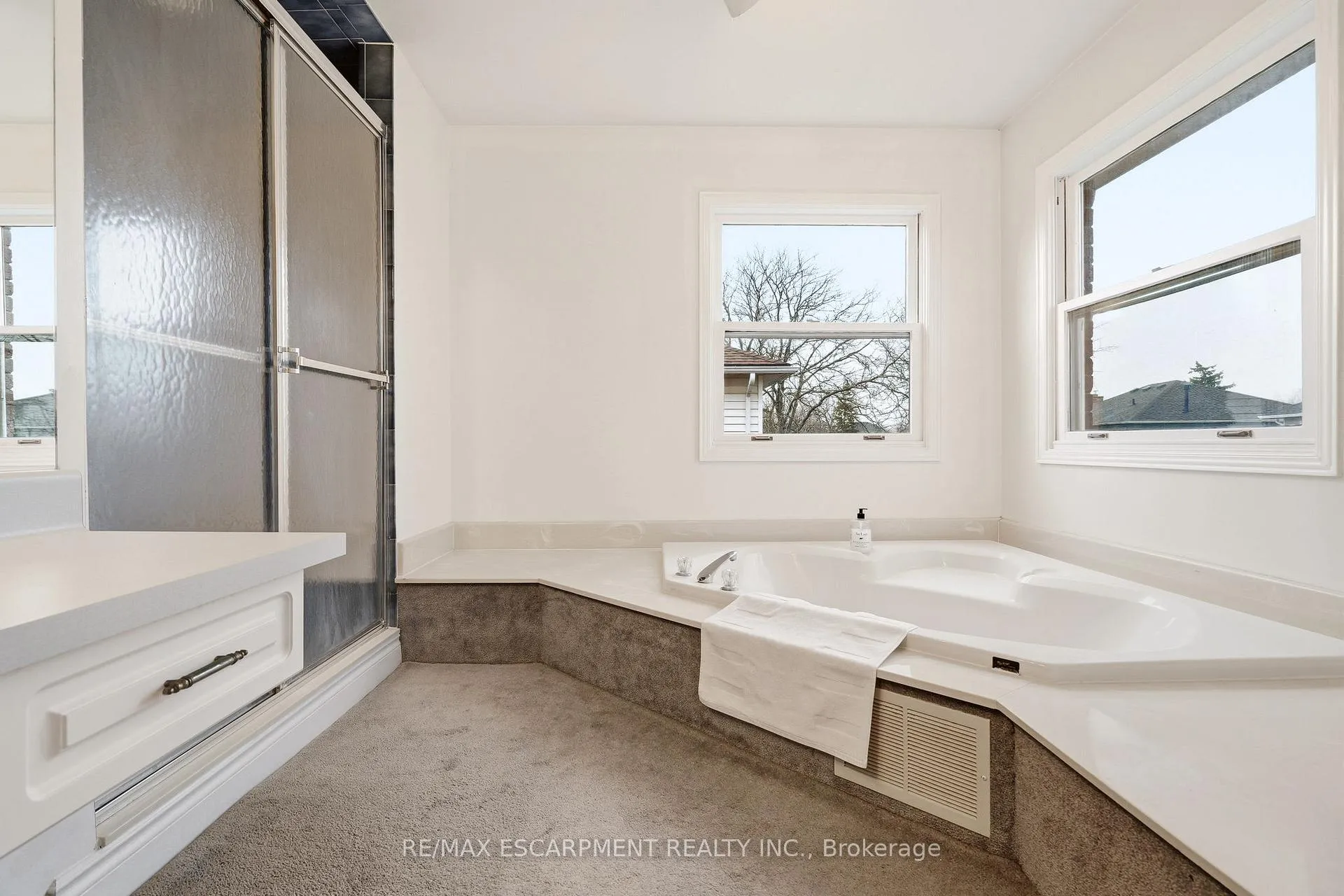 Photo 29 of 4150 Millcroft Park Drive, Burlington, Rose — HOMEH