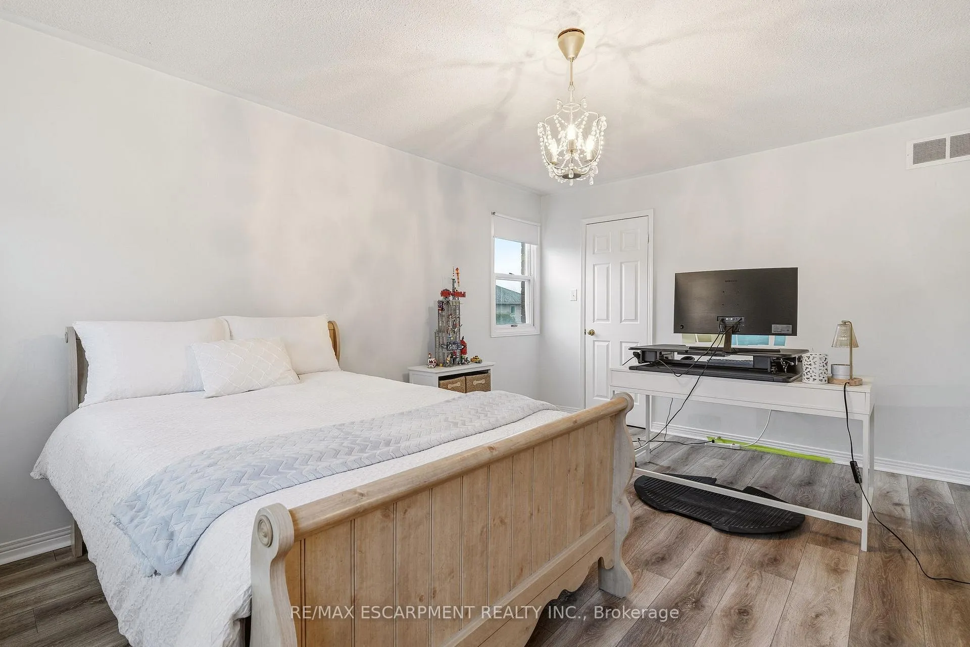 Photo 30 of 4150 Millcroft Park Drive, Burlington, Rose — HOMEH