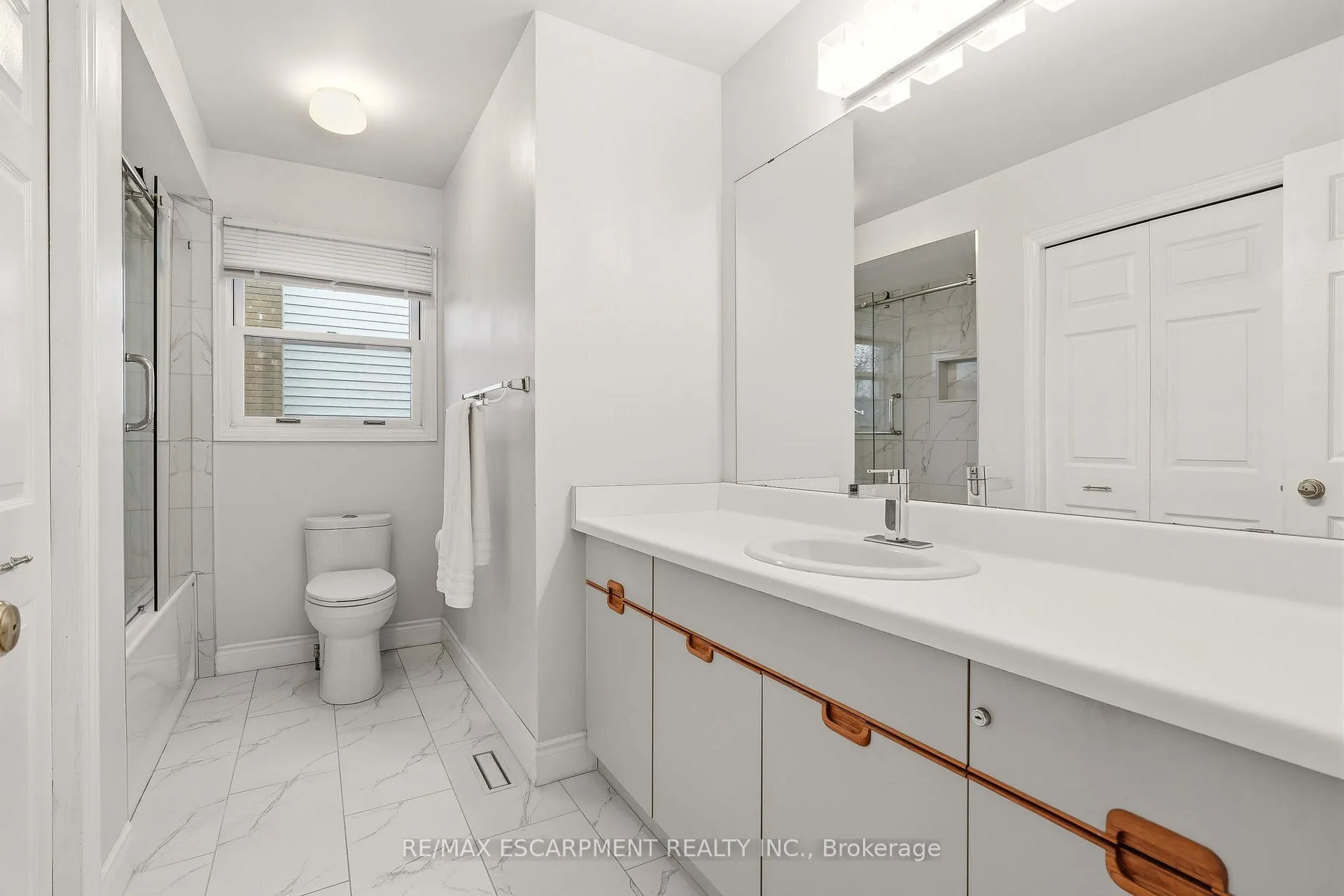 Photo 33 of 4150 Millcroft Park Drive, Burlington, Rose — HOMEH