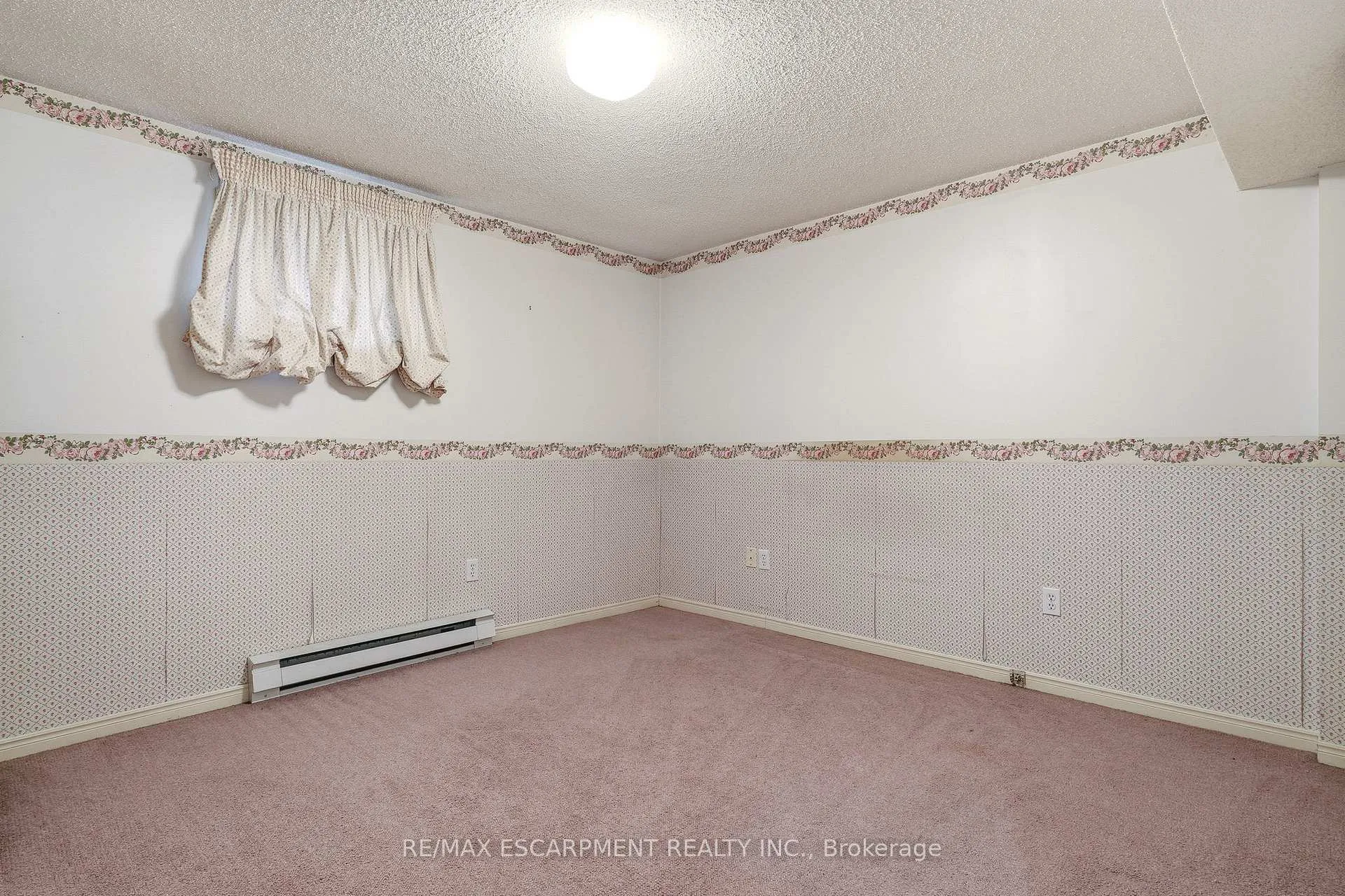 Photo 35 of 4150 Millcroft Park Drive, Burlington, Rose — HOMEH