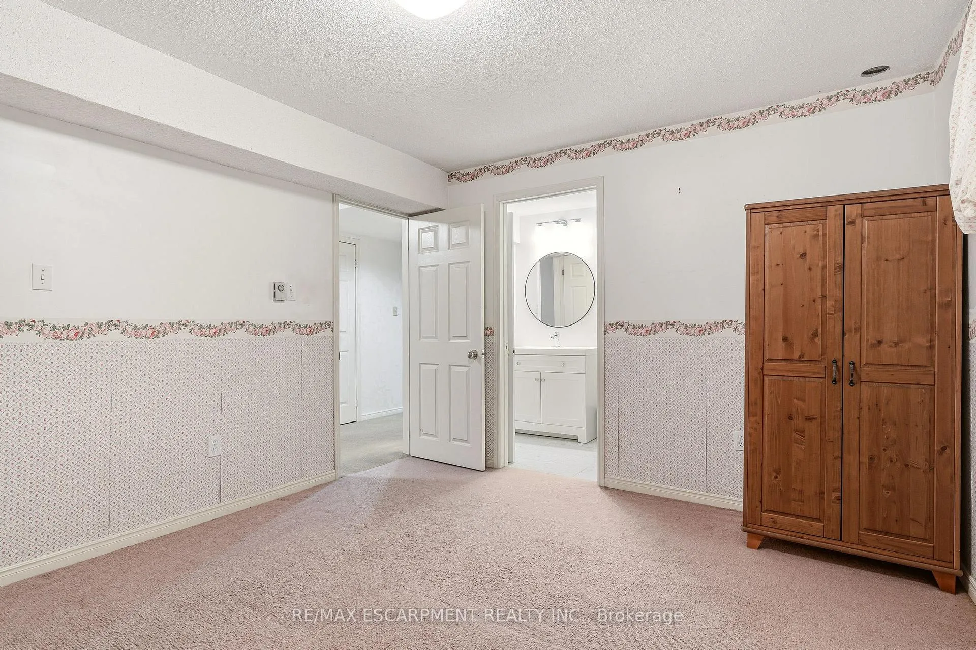 Photo 36 of 4150 Millcroft Park Drive, Burlington, Rose — HOMEH