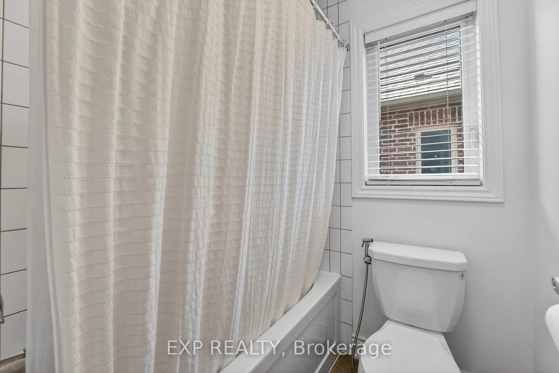 Photo 36 of 14 Venture Way, Thorold, Rolling Meadows — HOMEH