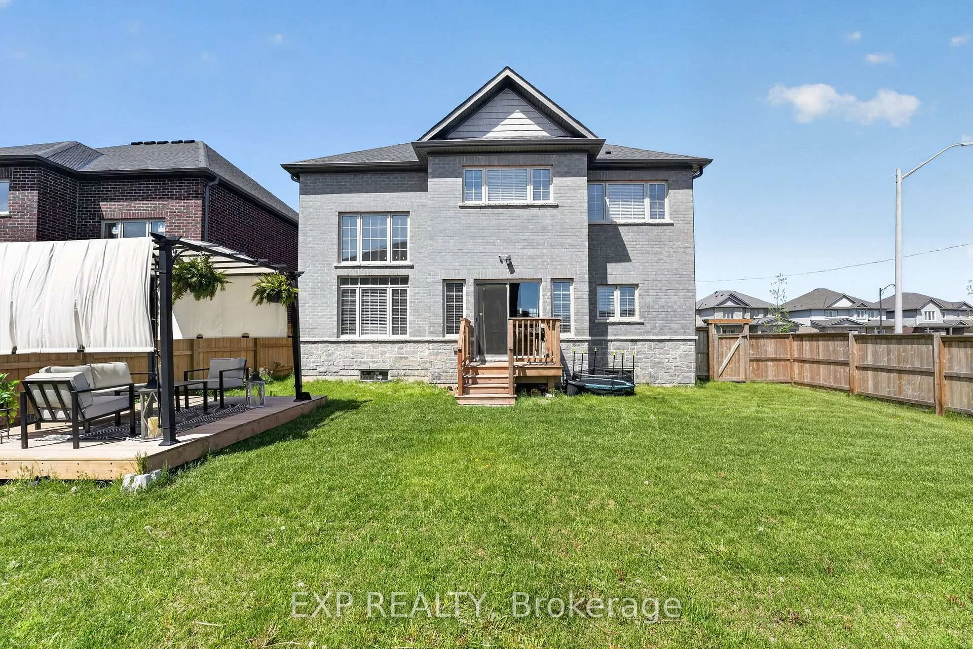 Photo 43 of 14 Venture Way, Thorold, Rolling Meadows — HOMEH