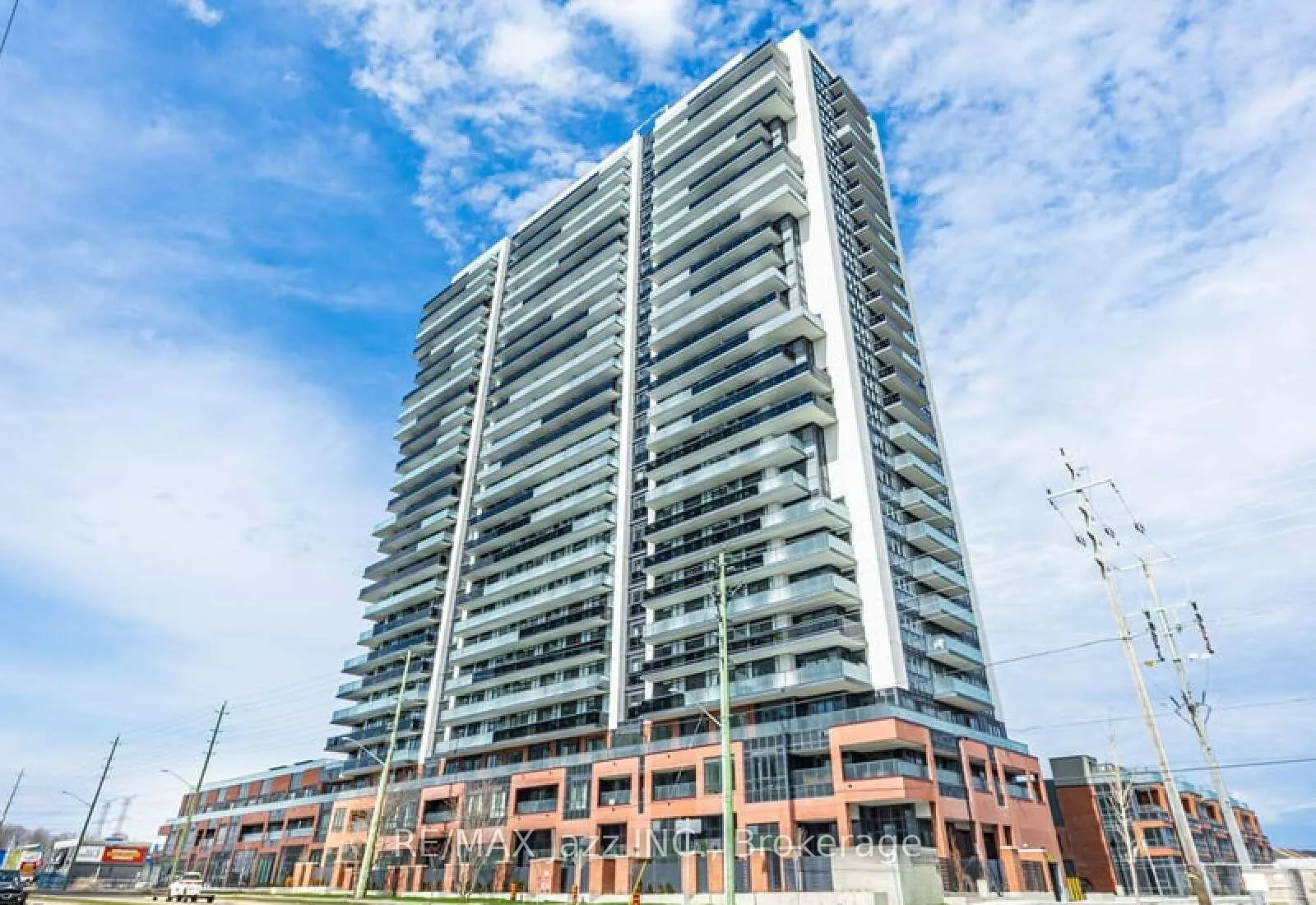 Front of Unit PH 16, 2545 Simcoe Street N