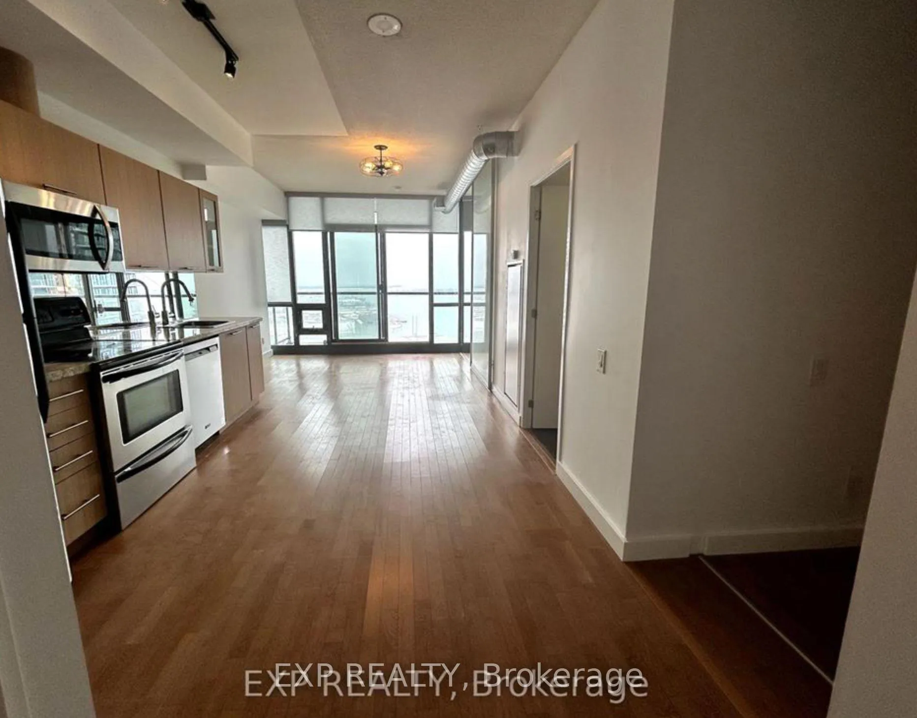 Photo 3 of Unit 2305, 33 Mill Street, Toronto, Waterfront Communities — HOMEH