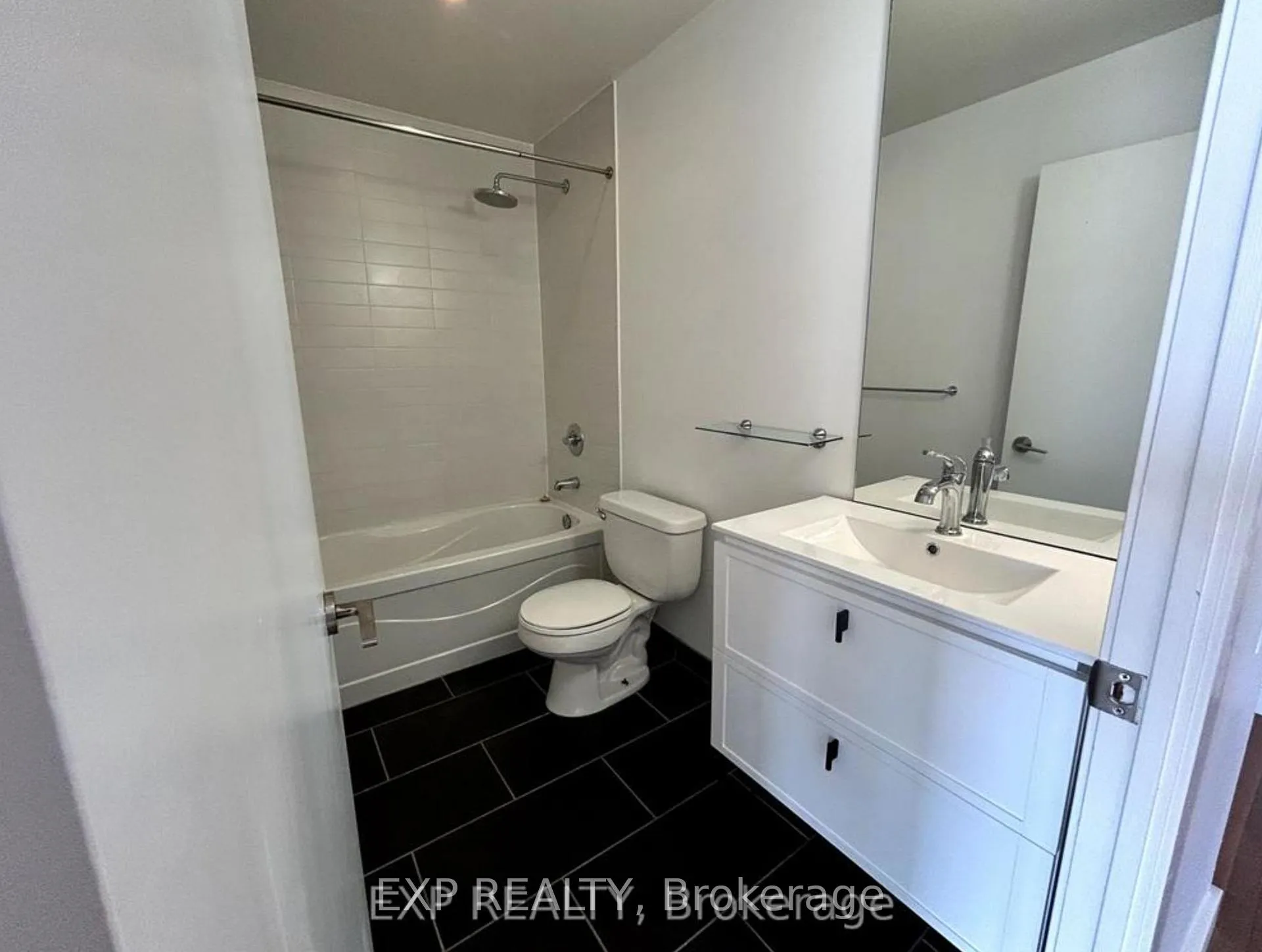 Photo 11 of Unit 2305, 33 Mill Street, Toronto, Waterfront Communities — HOMEH