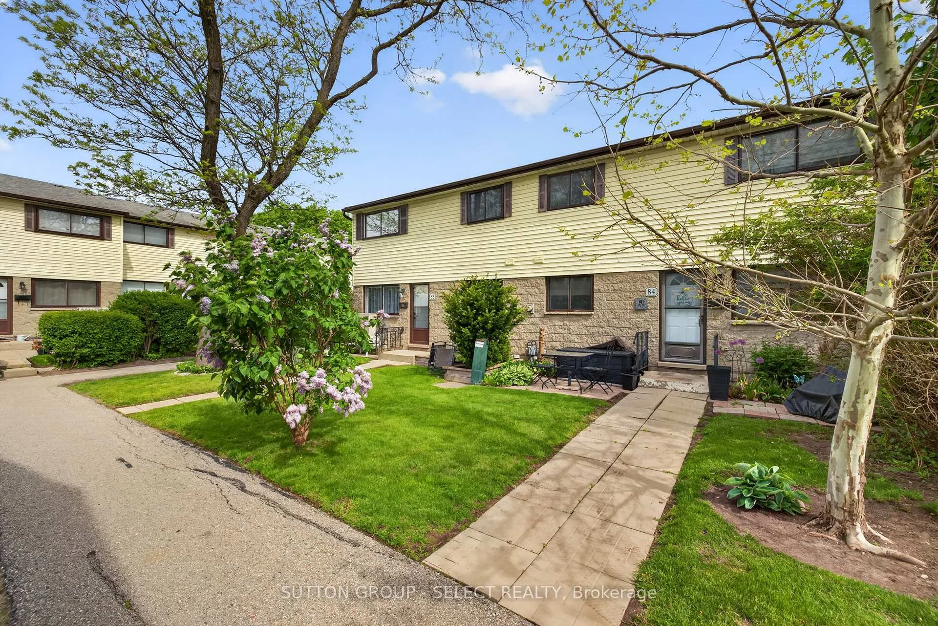 Photo 3 of Unit 84, 825 Dundalk Drive, London, South Q — HOMEH
