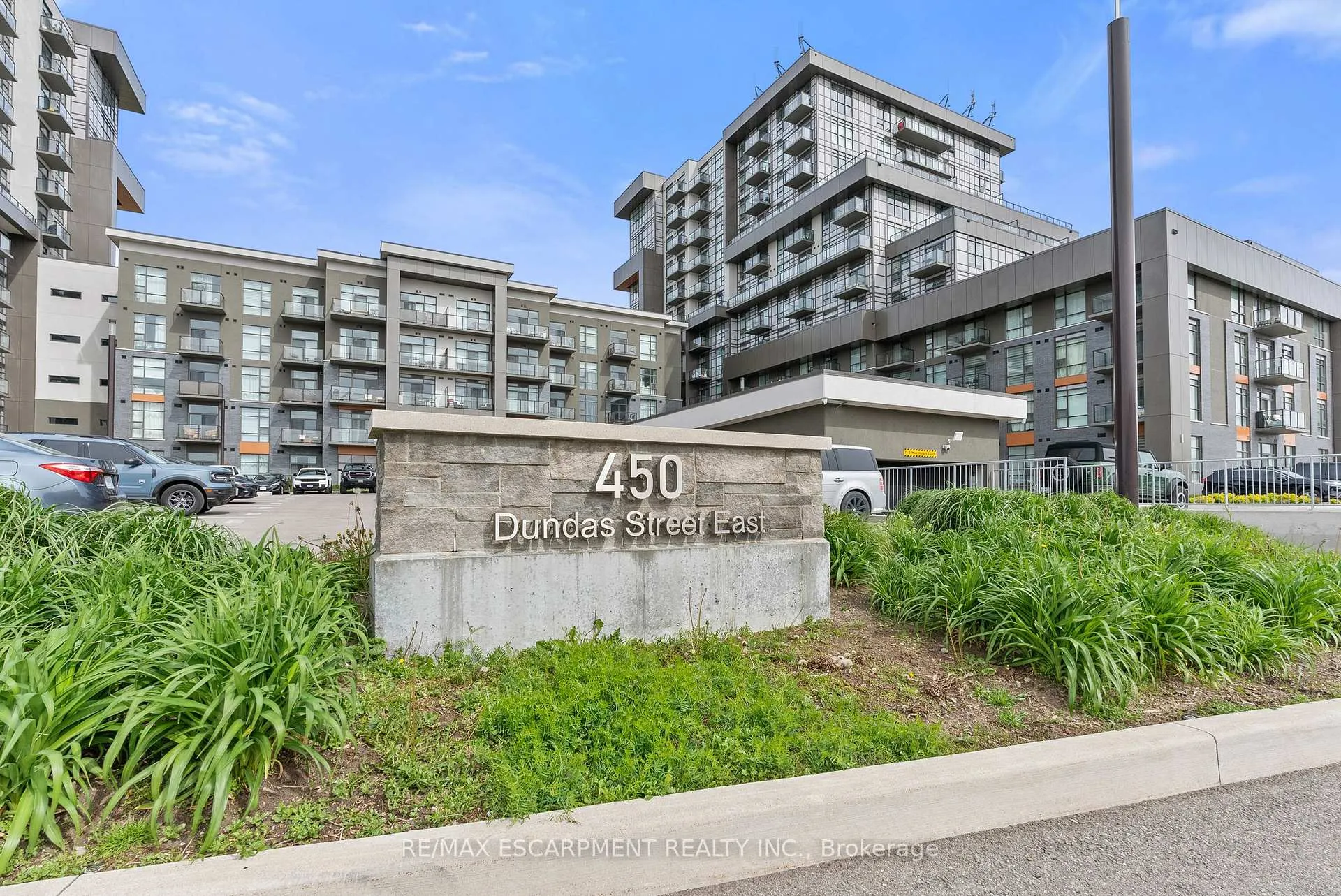 Photo 3 of Unit 417, 450 Dundas Street E, Hamilton, Waterdown — HOMEH