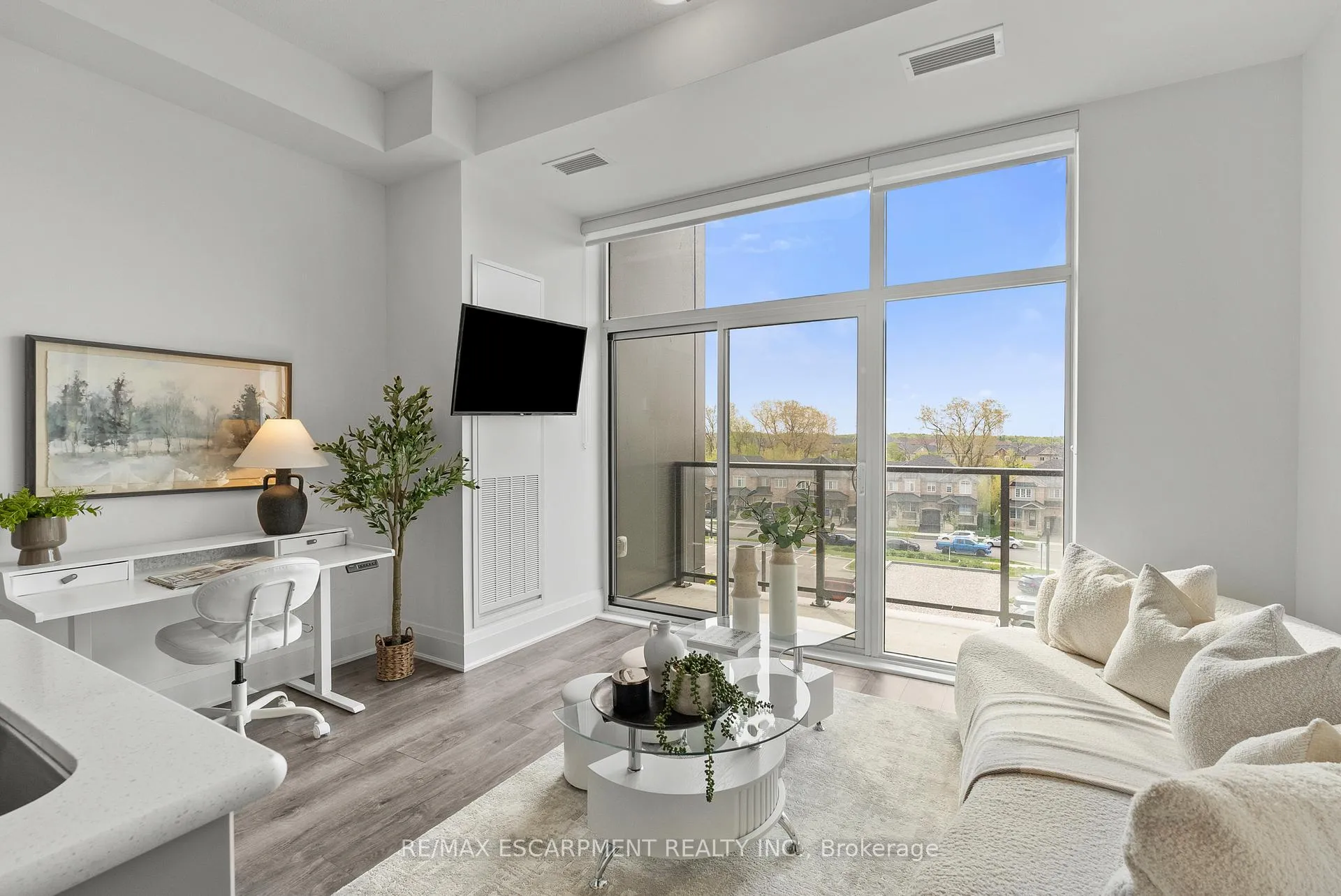 Photo 15 of Unit 417, 450 Dundas Street E, Hamilton, Waterdown — HOMEH