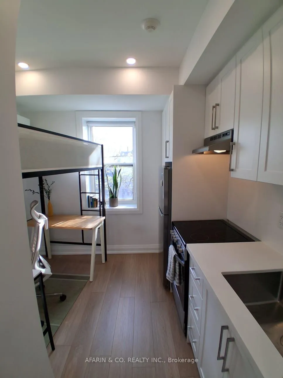Photo 8 of Unit Unit 3, 79 Cedarvale Avenue, Toronto, East End-Danforth — HOMEH