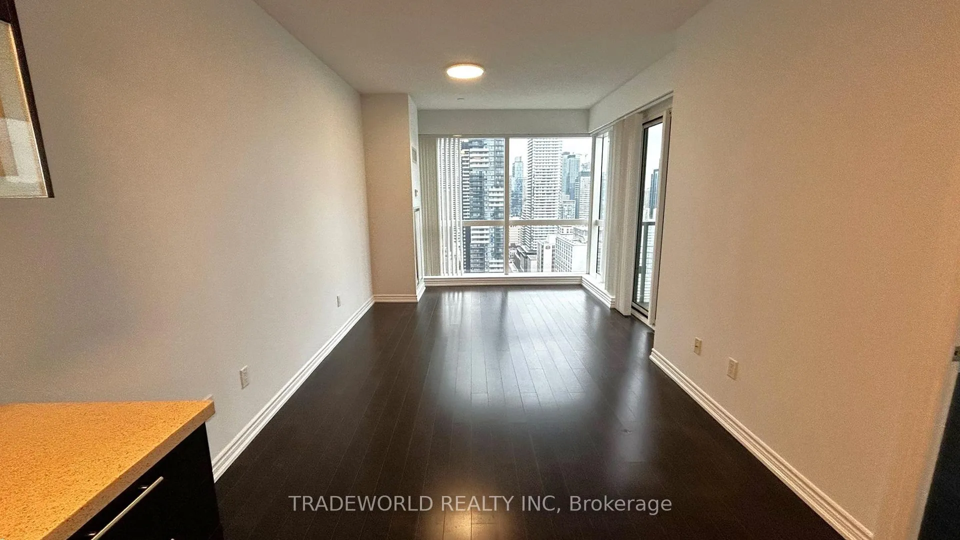 Photo 2 of Unit 3101, 386 Yonge Street, Toronto, Bay Street Corridor — HOMEH