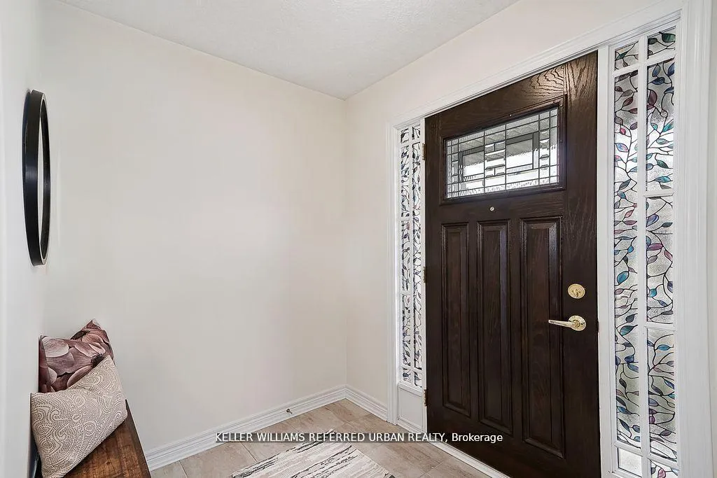 Photo 3 of 14 Foley Crescent, Collingwood — HOMEH