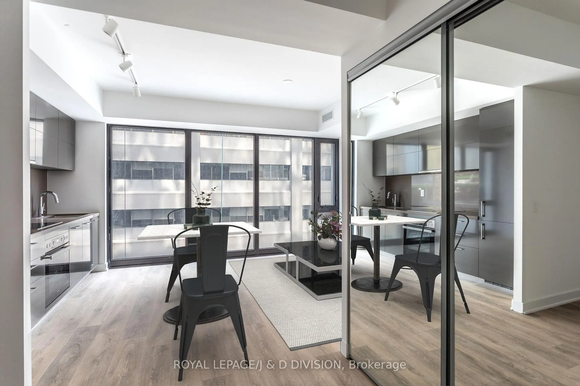 Photo 2 of Unit 607, 188 Cumberland Street, Toronto, The Annex — HOMEH