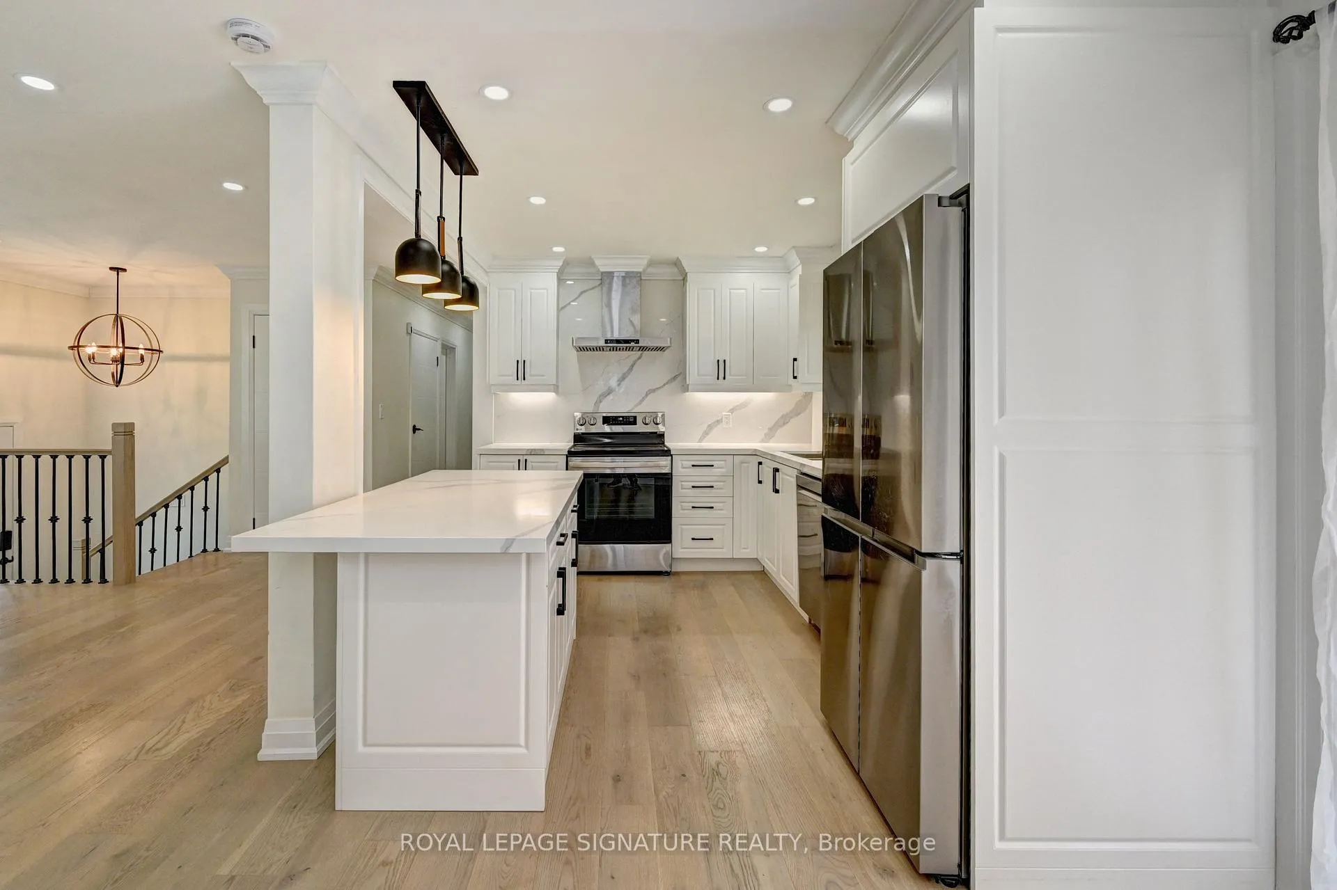 Photo 18 of 240 Stonybrook Drive, Kitchener — HOMEH