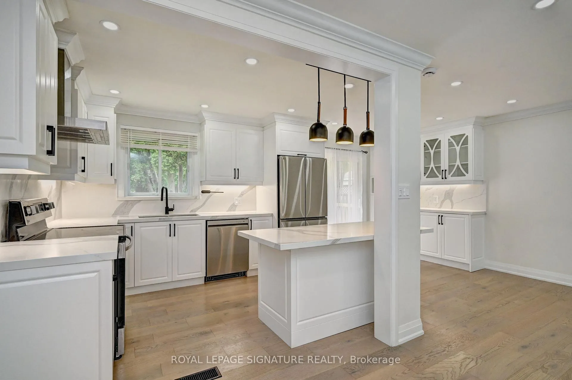 Photo 21 of 240 Stonybrook Drive, Kitchener — HOMEH