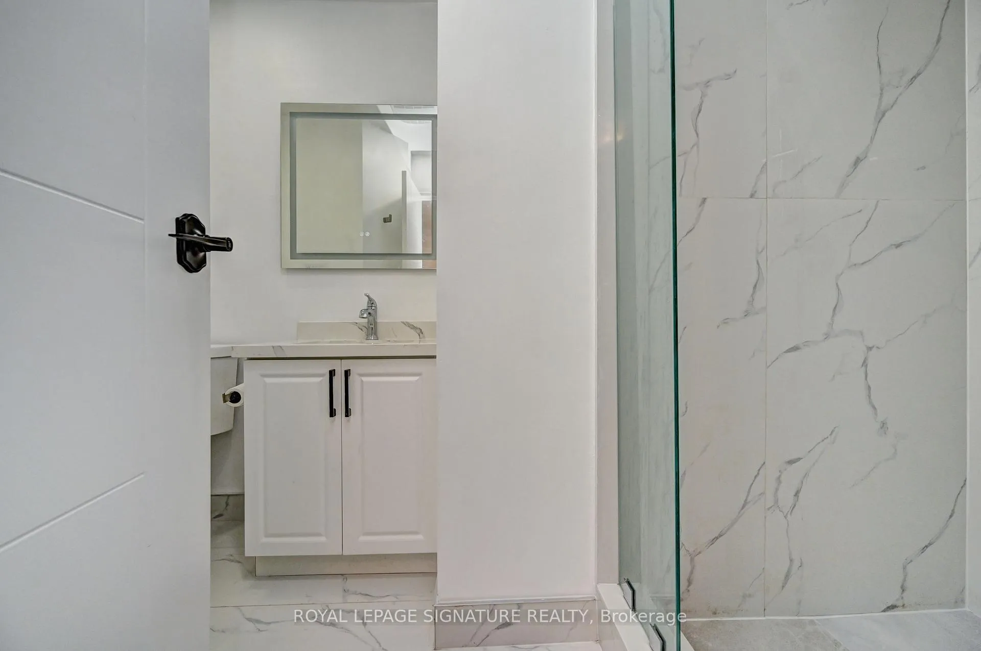 Photo 32 of 240 Stonybrook Drive, Kitchener — HOMEH