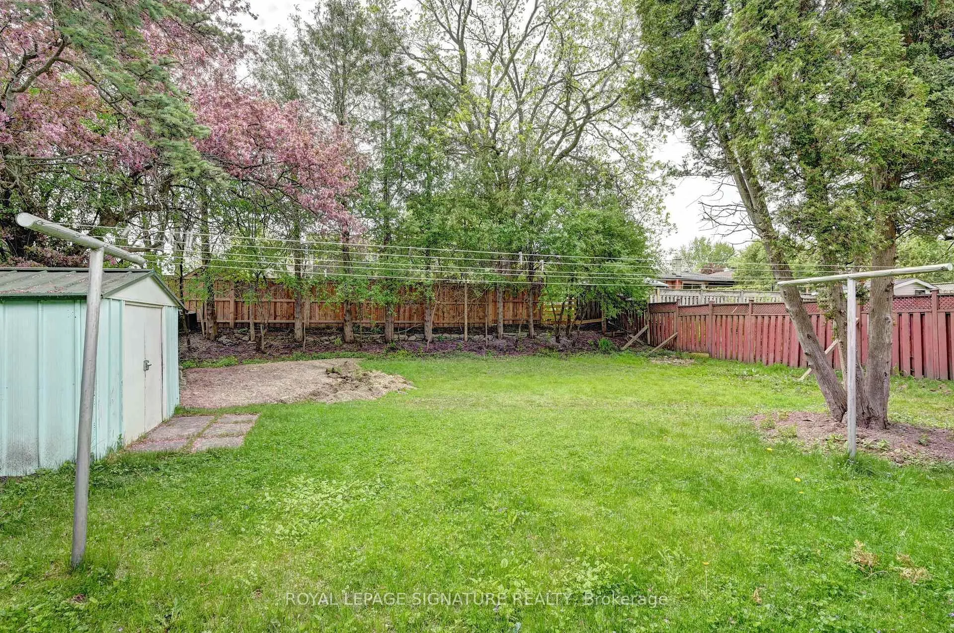 Photo 45 of 240 Stonybrook Drive, Kitchener — HOMEH
