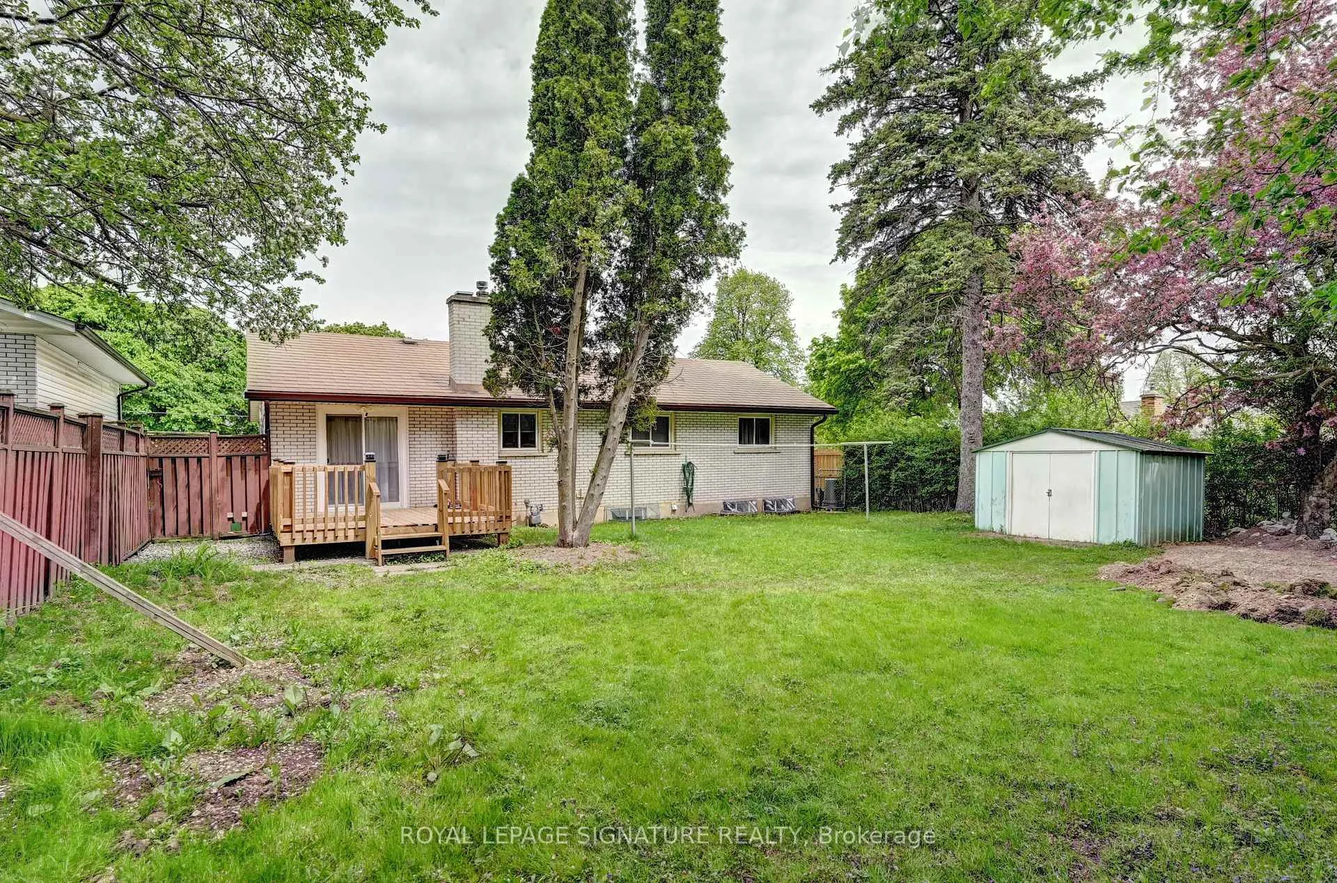 Photo 50 of 240 Stonybrook Drive, Kitchener — HOMEH