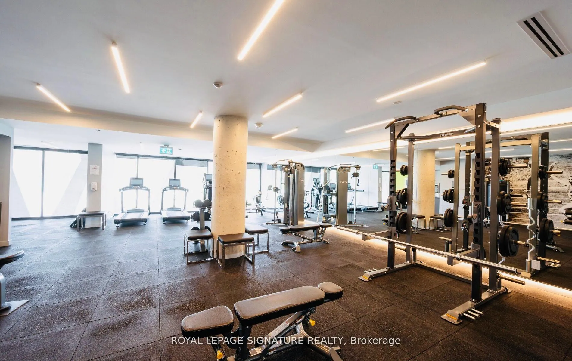 Photo 14 of Unit 411, 7 Smith Crescent, Etobicoke, Stonegate-Queensway — HOMEH