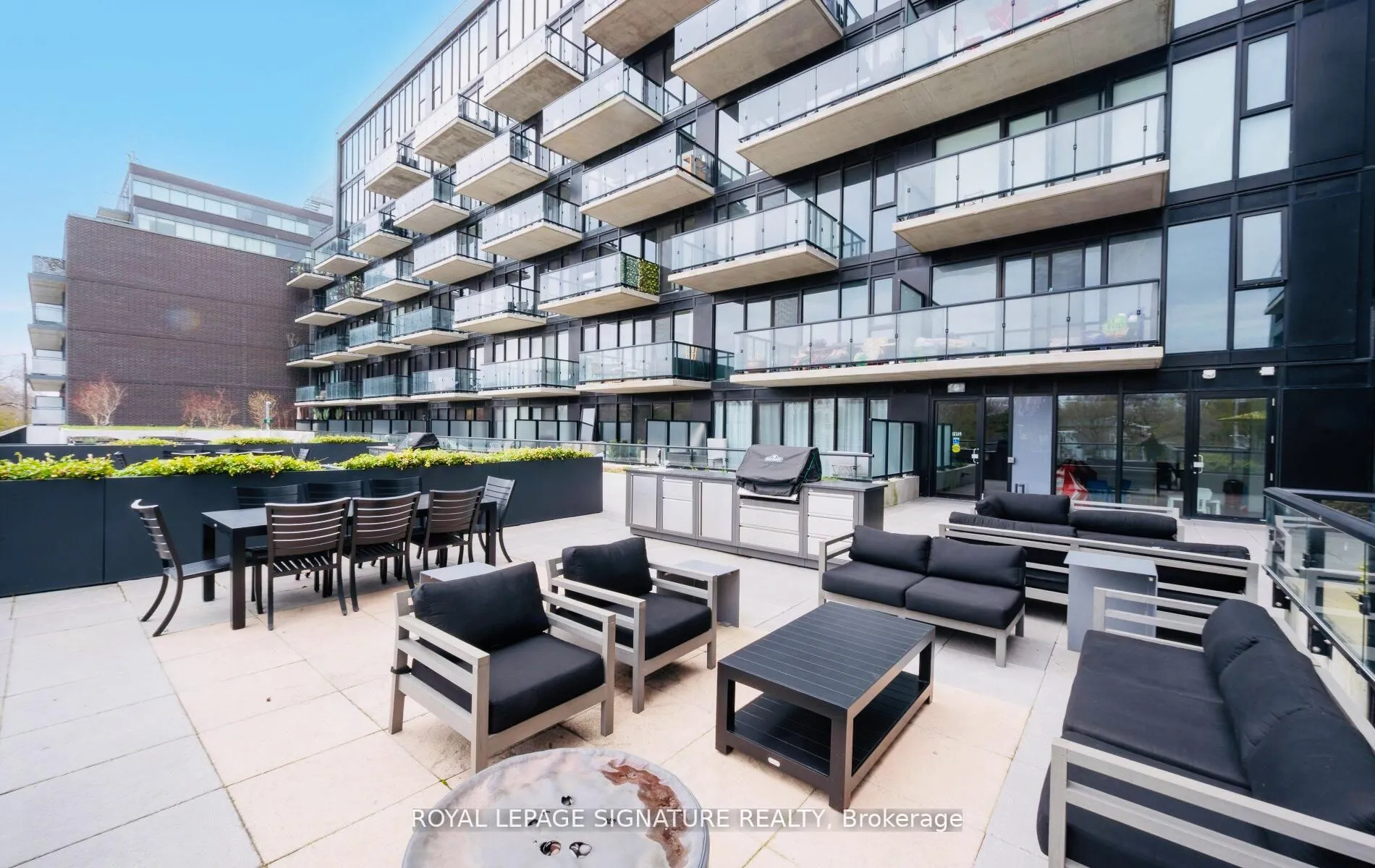 Photo 17 of Unit 411, 7 Smith Crescent, Etobicoke, Stonegate-Queensway — HOMEH