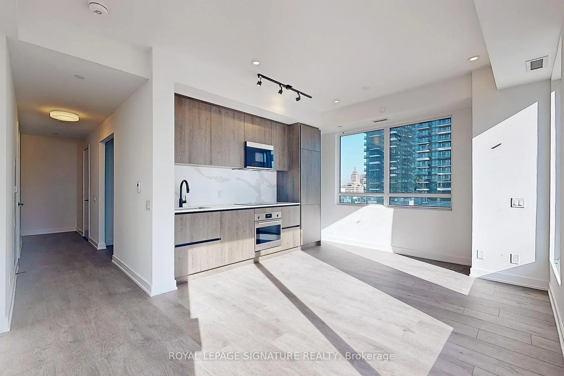 Photo 1 of Unit 1506, 108 Peter Street, Toronto, Waterfront Communities — HOMEH