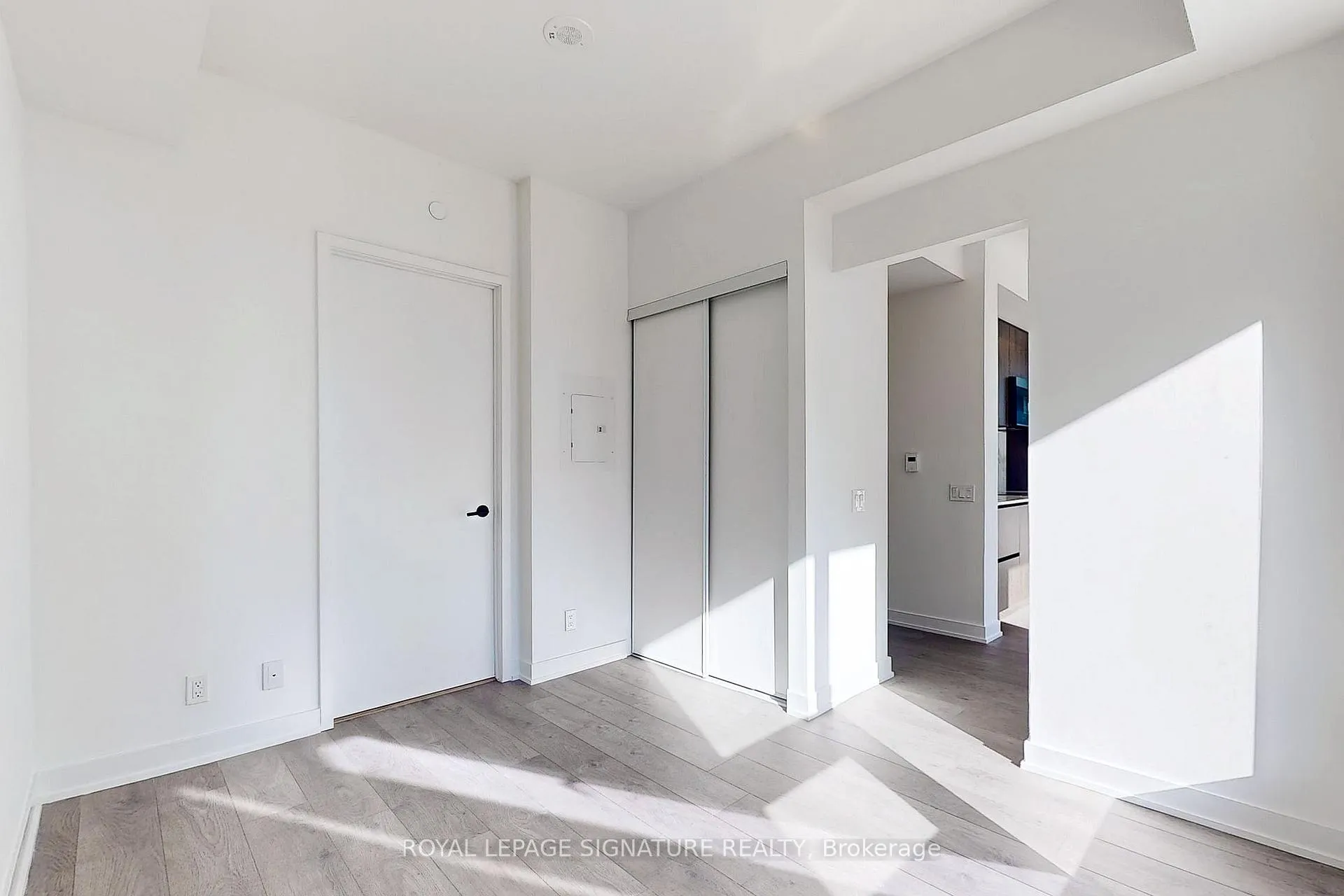 Photo 8 of Unit 1506, 108 Peter Street, Toronto, Waterfront Communities — HOMEH