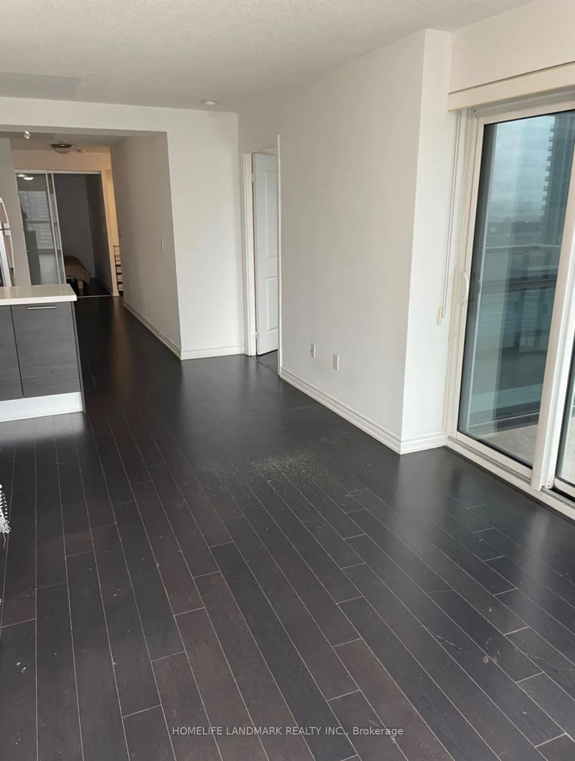 Photo 8 of Unit 2016, 386 yonge Street, Toronto, Bay Street Corridor — HOMEH