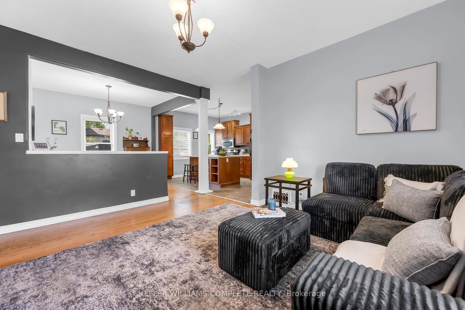 Photo 8 of 110 Oak Street, Brantford, Old West Brant — HOMEH