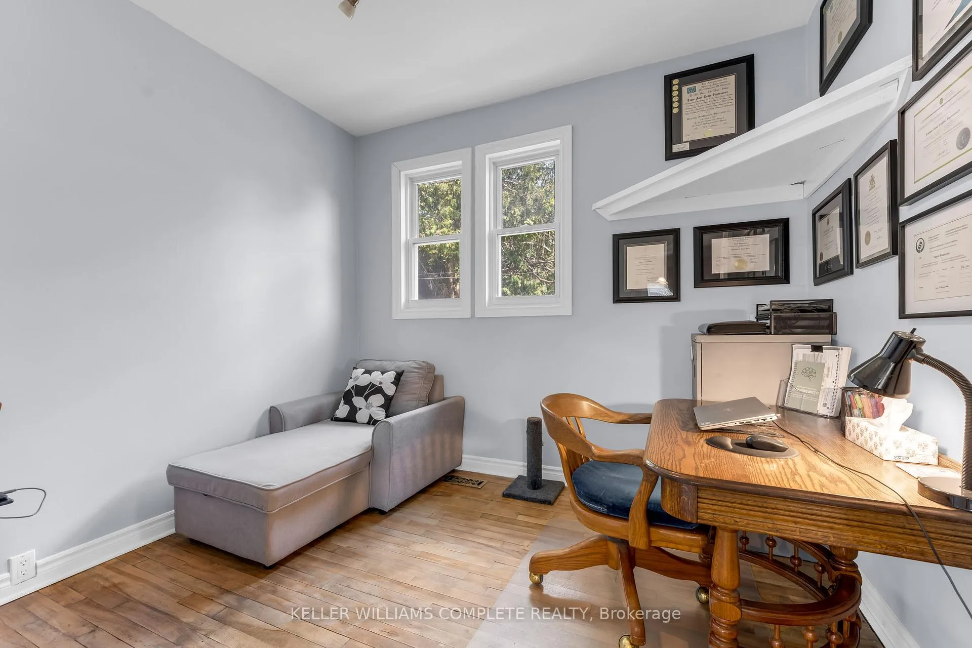 Photo 17 of 110 Oak Street, Brantford, Old West Brant — HOMEH