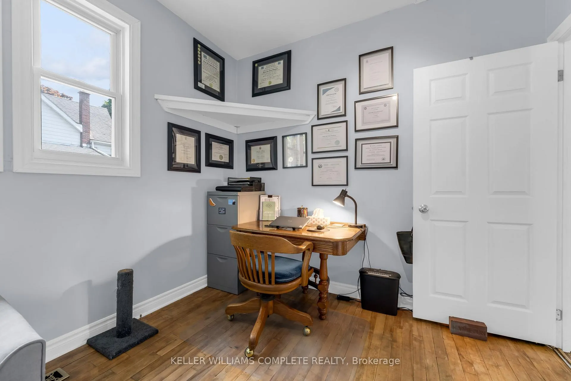 Photo 18 of 110 Oak Street, Brantford, Old West Brant — HOMEH