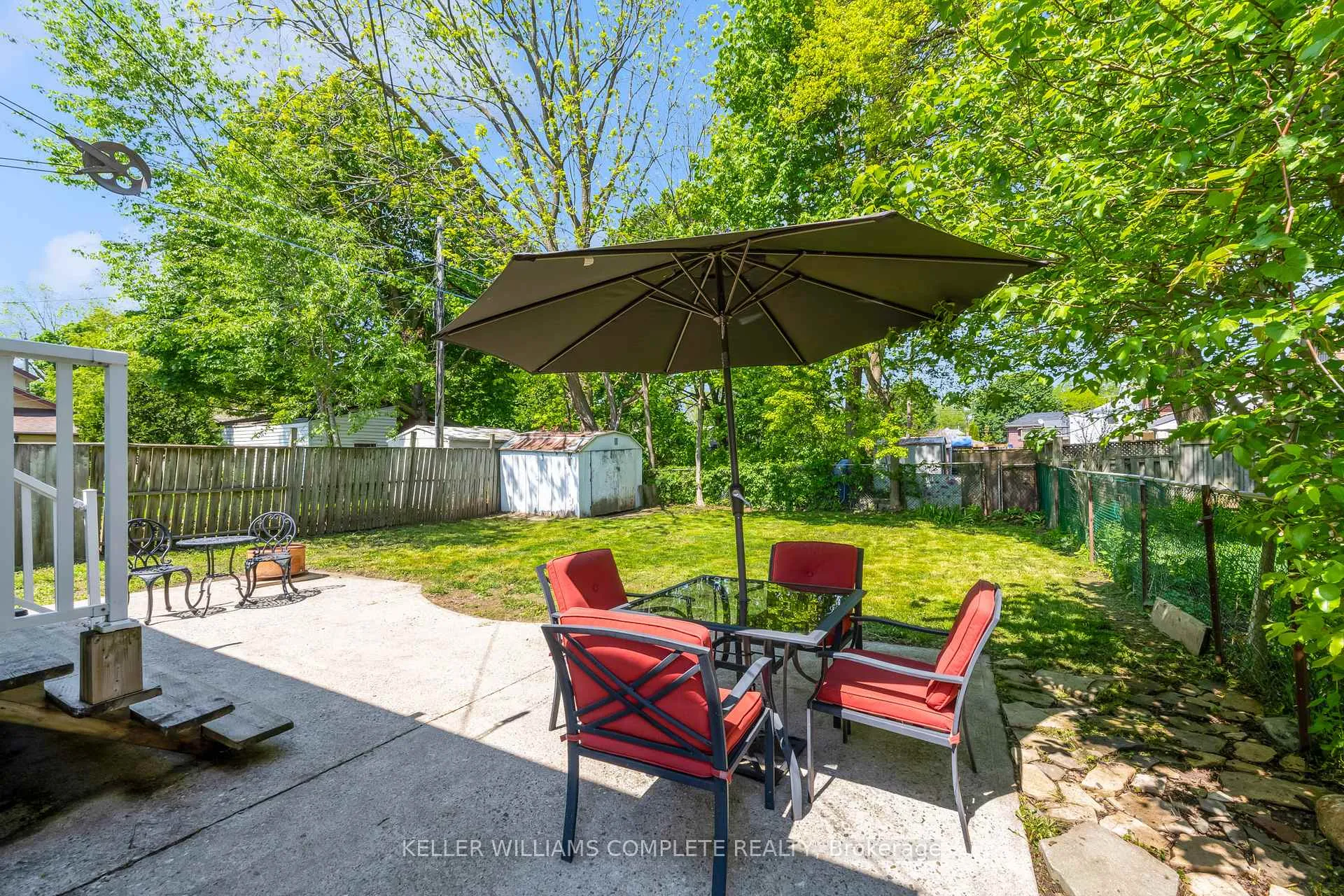 Photo 23 of 110 Oak Street, Brantford, Old West Brant — HOMEH