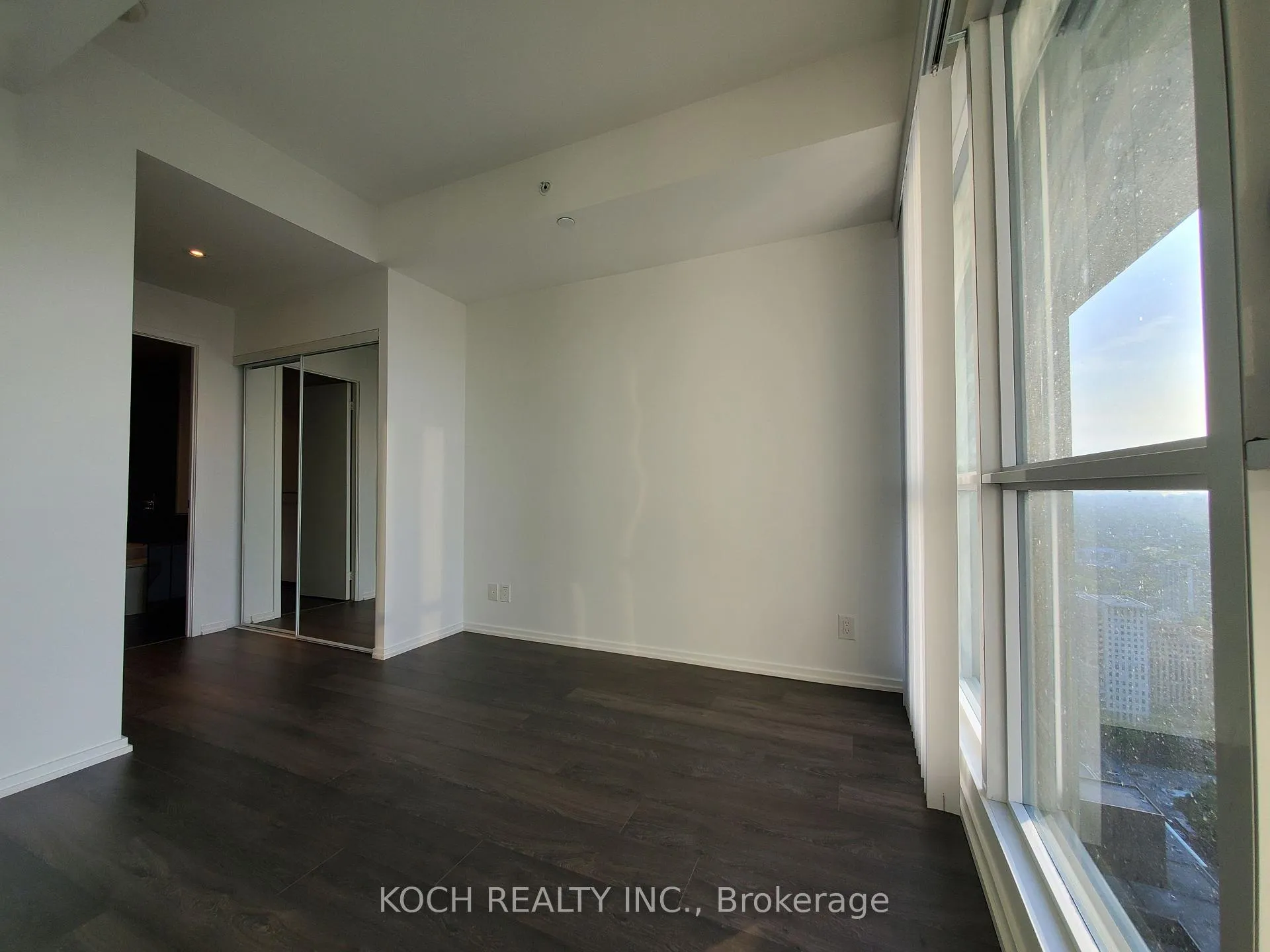 Photo 6 of Unit 5001, 70 Temperance Street, Toronto, Bay Street Corridor — HOMEH