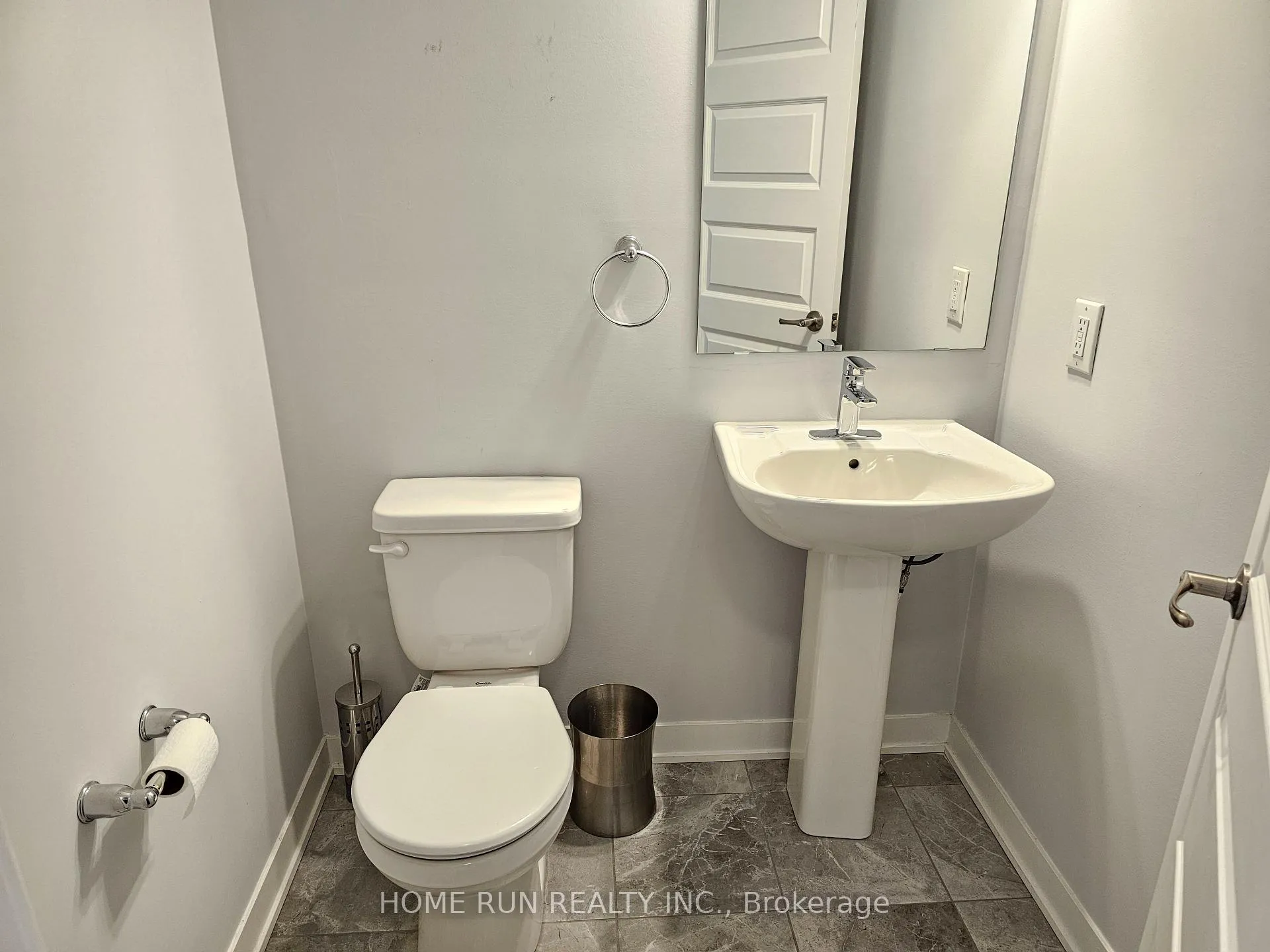 Photo 16 of 2507 Watercolours Way, Ottawa, Barrhaven - Half Moon Bay — HOMEH