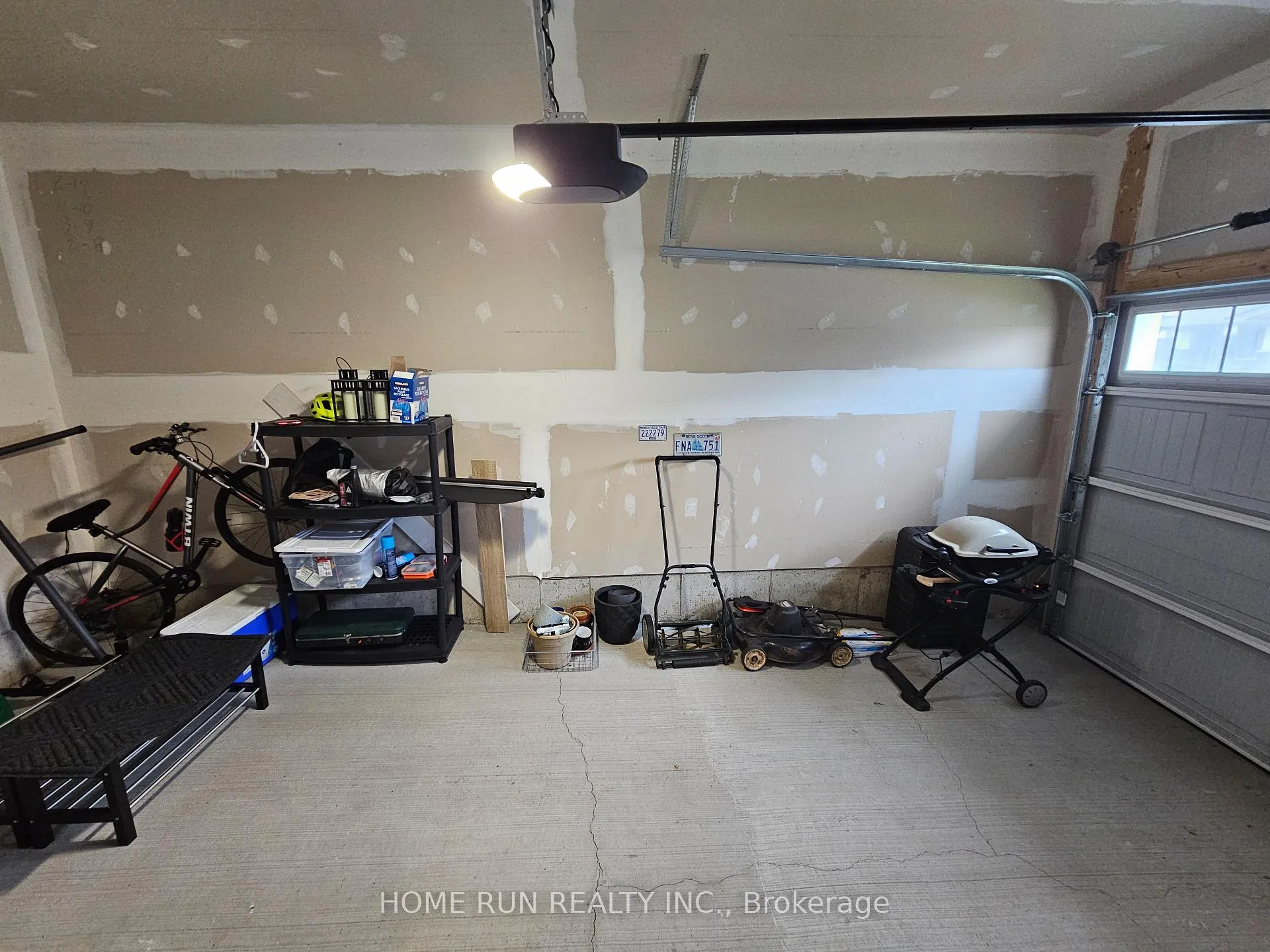Photo 18 of 2507 Watercolours Way, Ottawa, Barrhaven - Half Moon Bay — HOMEH