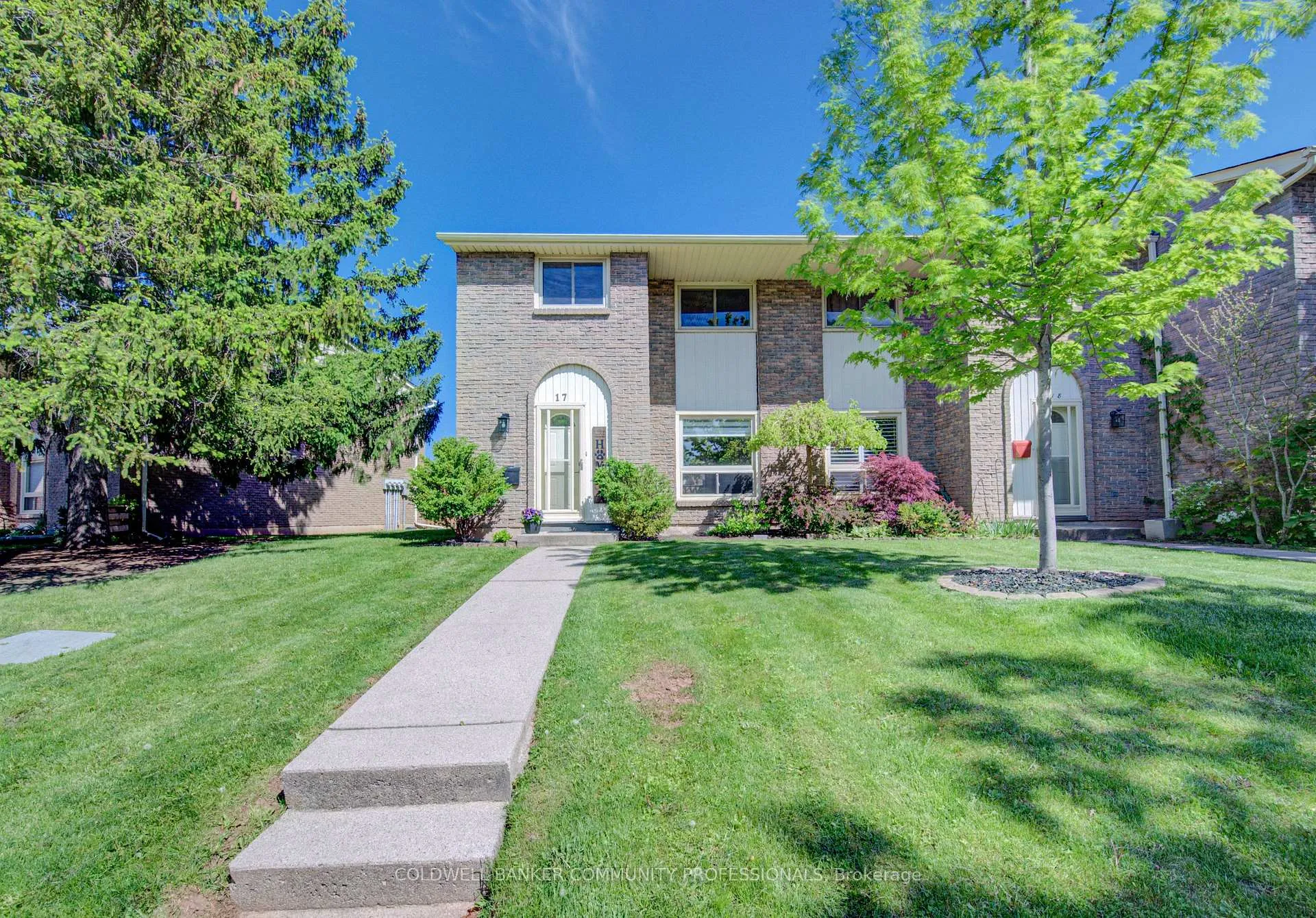 Photo 4 of Unit 17, 150 Gateshead Crescent, Hamilton, Stoney Creek — HOMEH