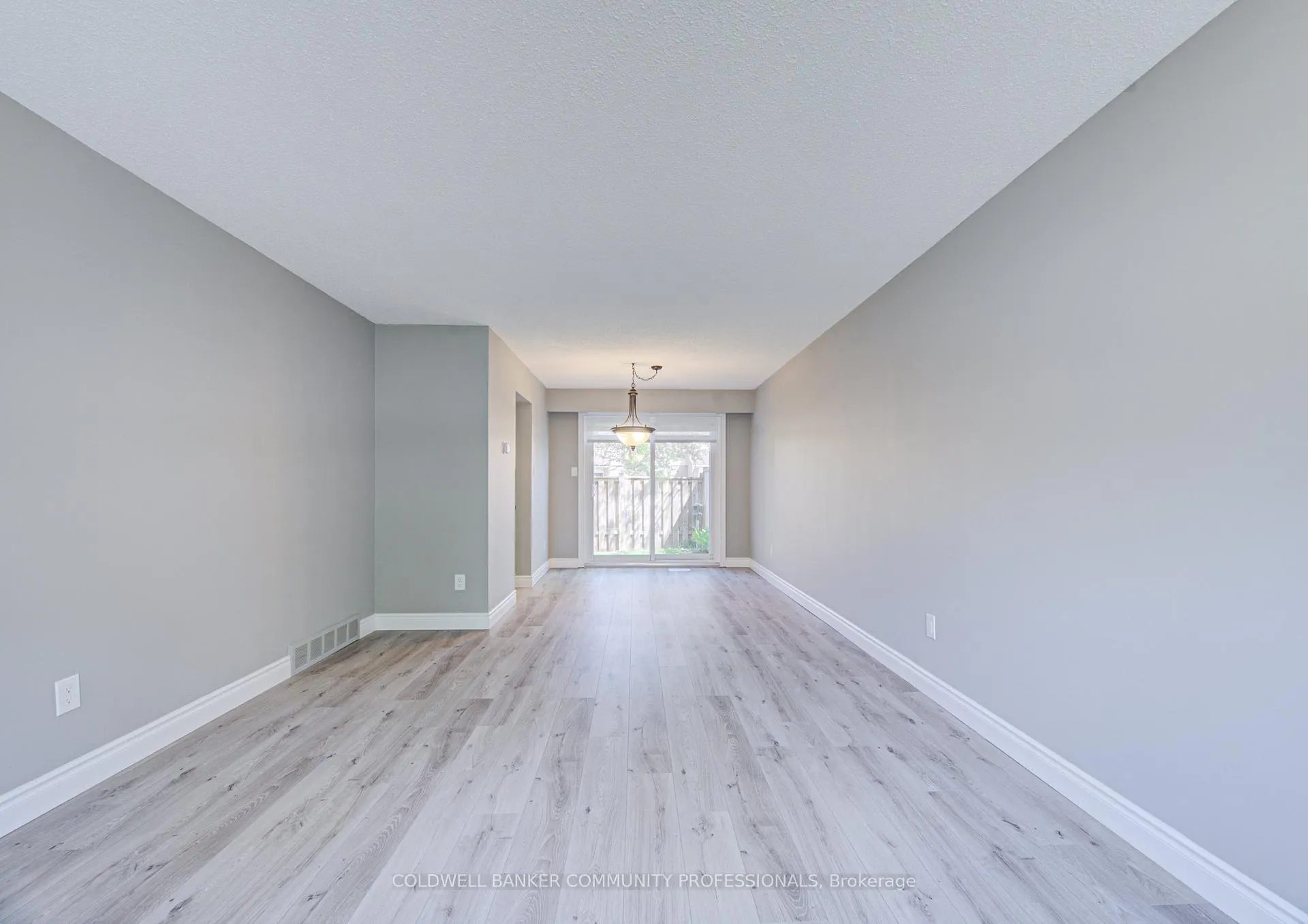 Photo 9 of Unit 17, 150 Gateshead Crescent, Hamilton, Stoney Creek — HOMEH
