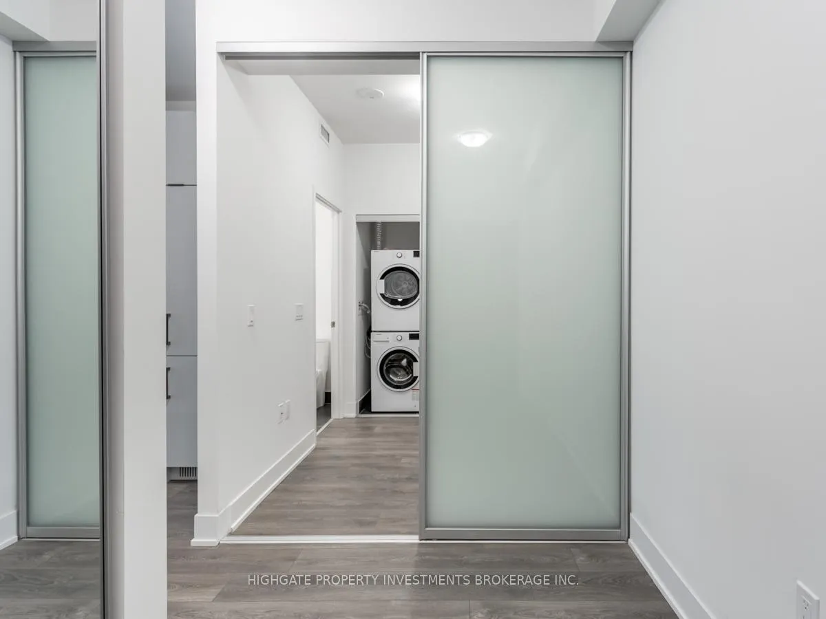 Photo 6 of Unit 305, 2916 Highway 7 Road, Vaughan, Concord — HOMEH