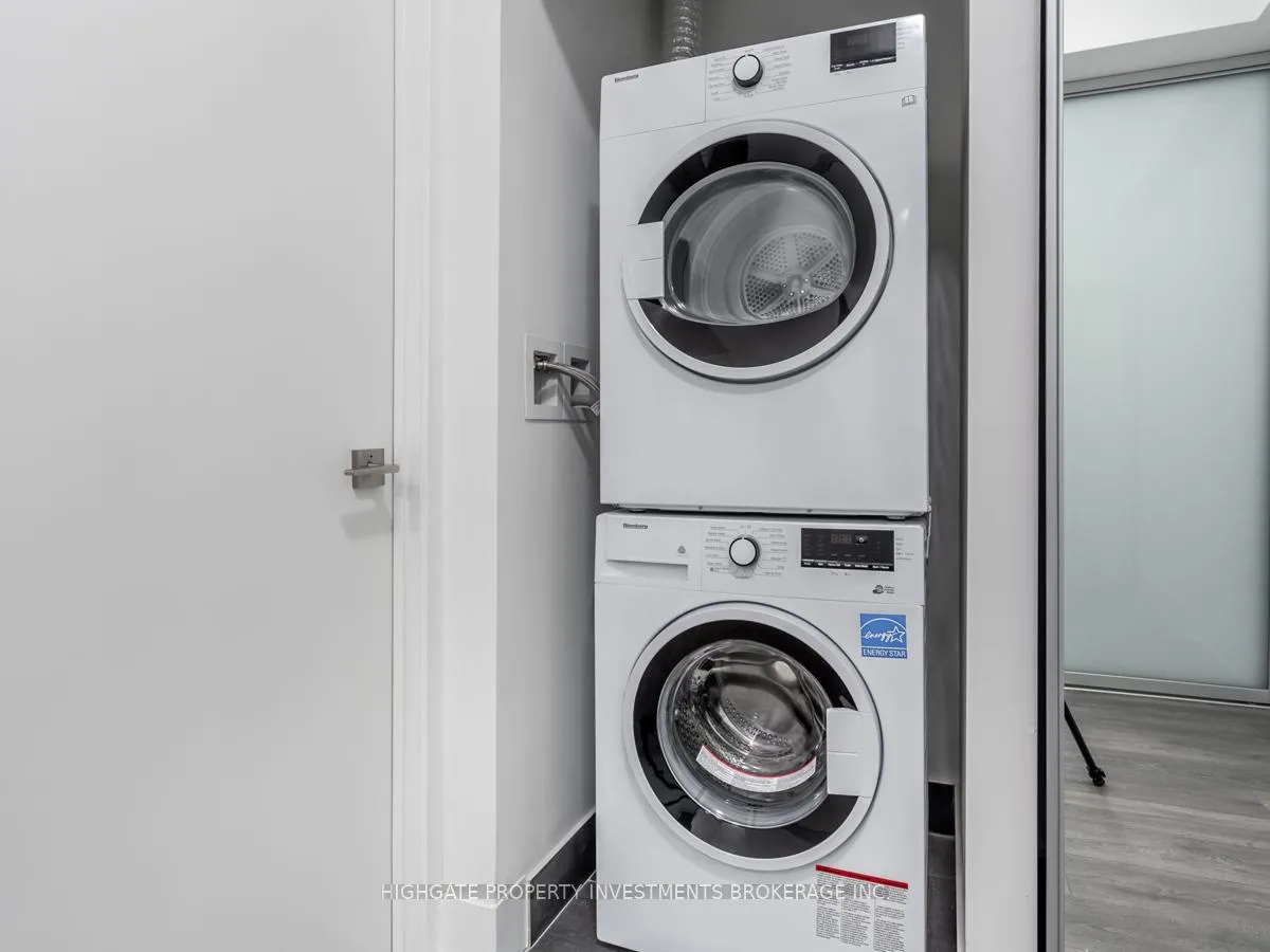 Photo 9 of Unit 305, 2916 Highway 7 Road, Vaughan, Concord — HOMEH
